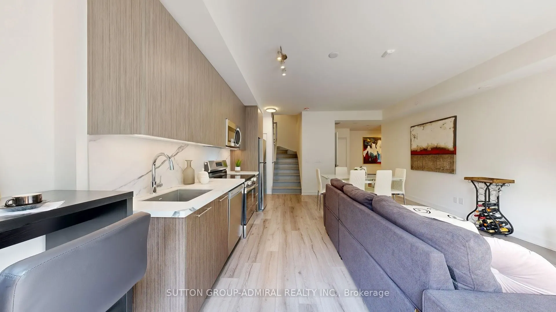 851 Sheppard Avenue W, #TH20