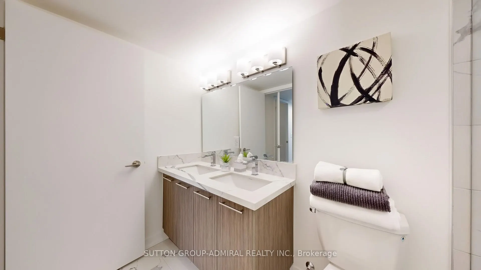 851 Sheppard Avenue W, #TH20