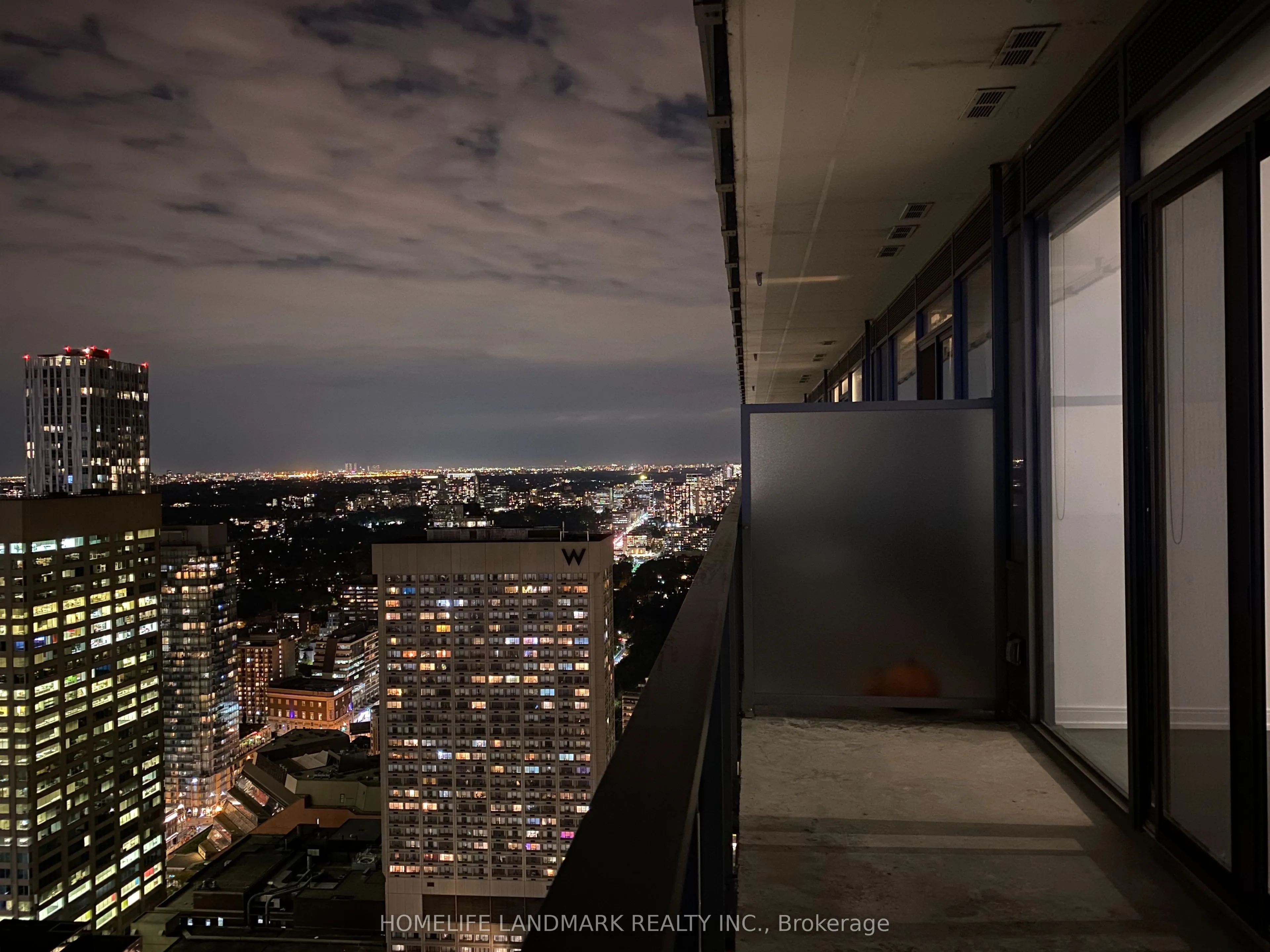 50 Charles Street E, #4606