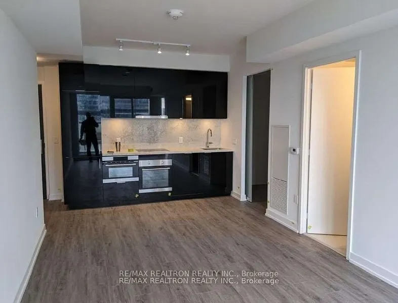 158 Front Street E, #1113