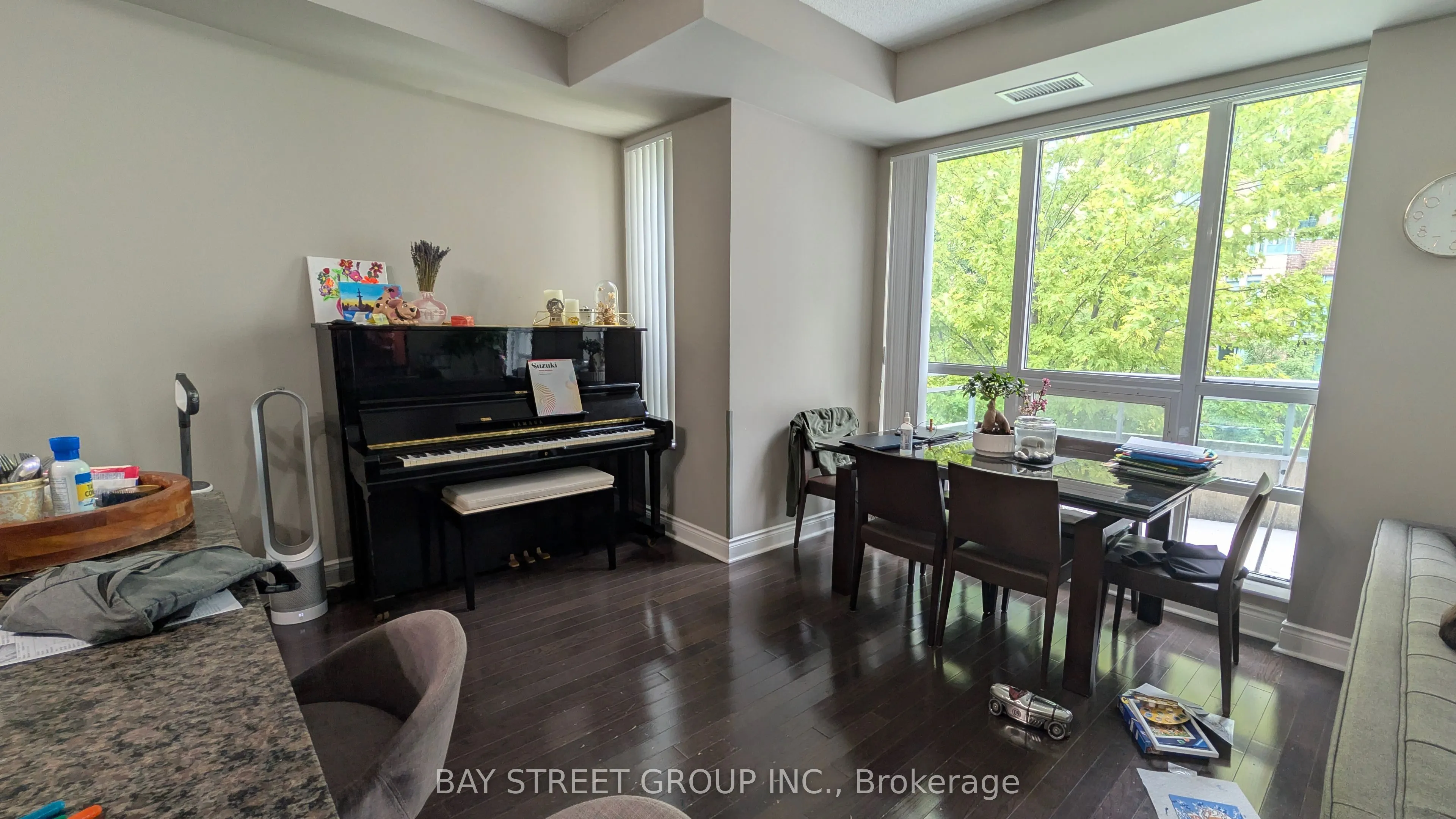 21 Olive Avenue, #TH201