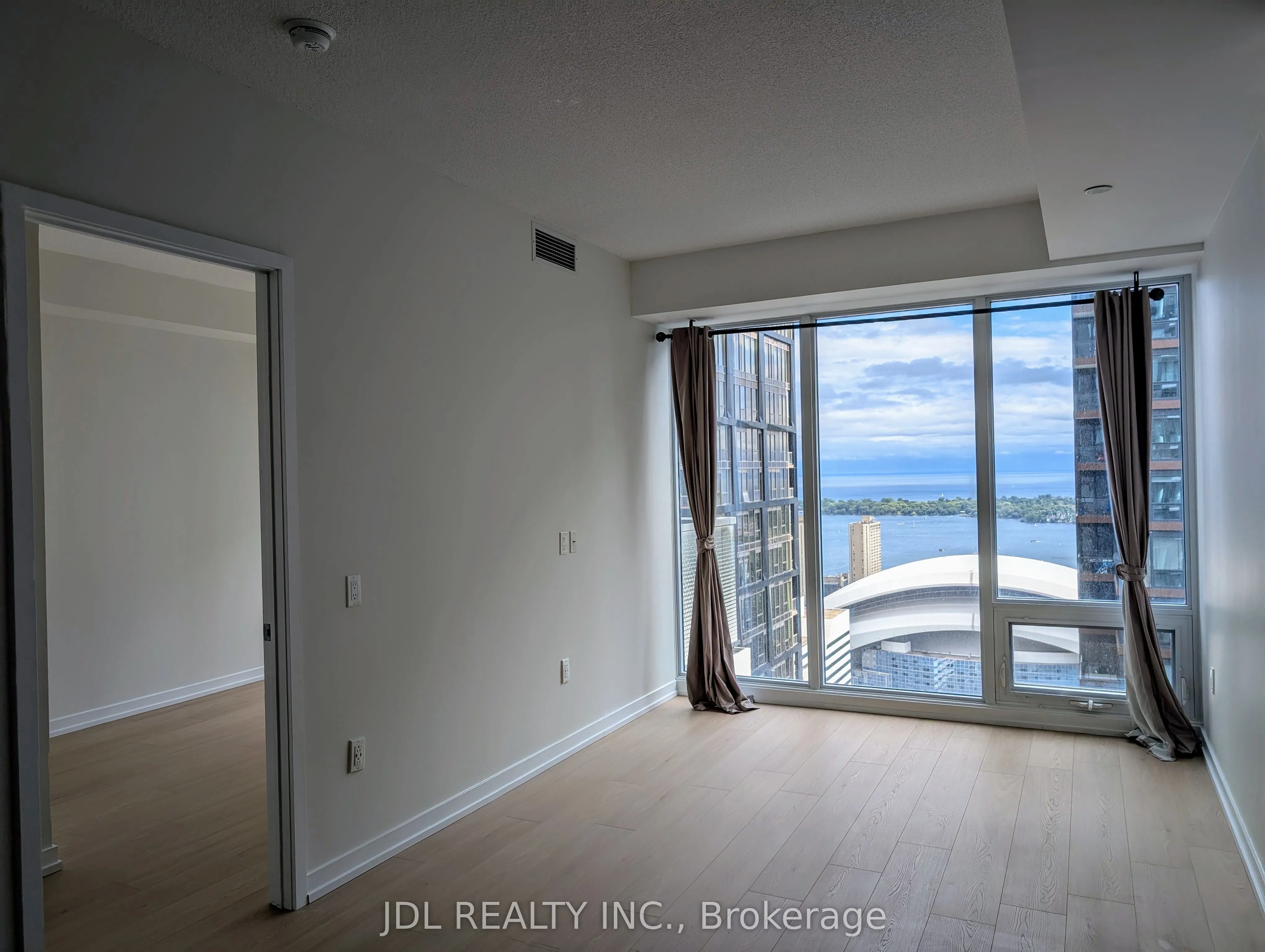 125 Blue Jays Way, #4701