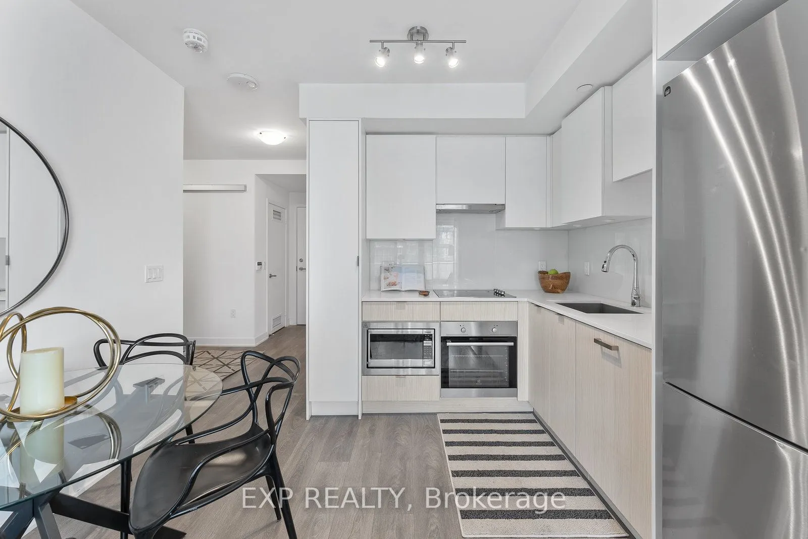 99 Broadway Avenue, #2011