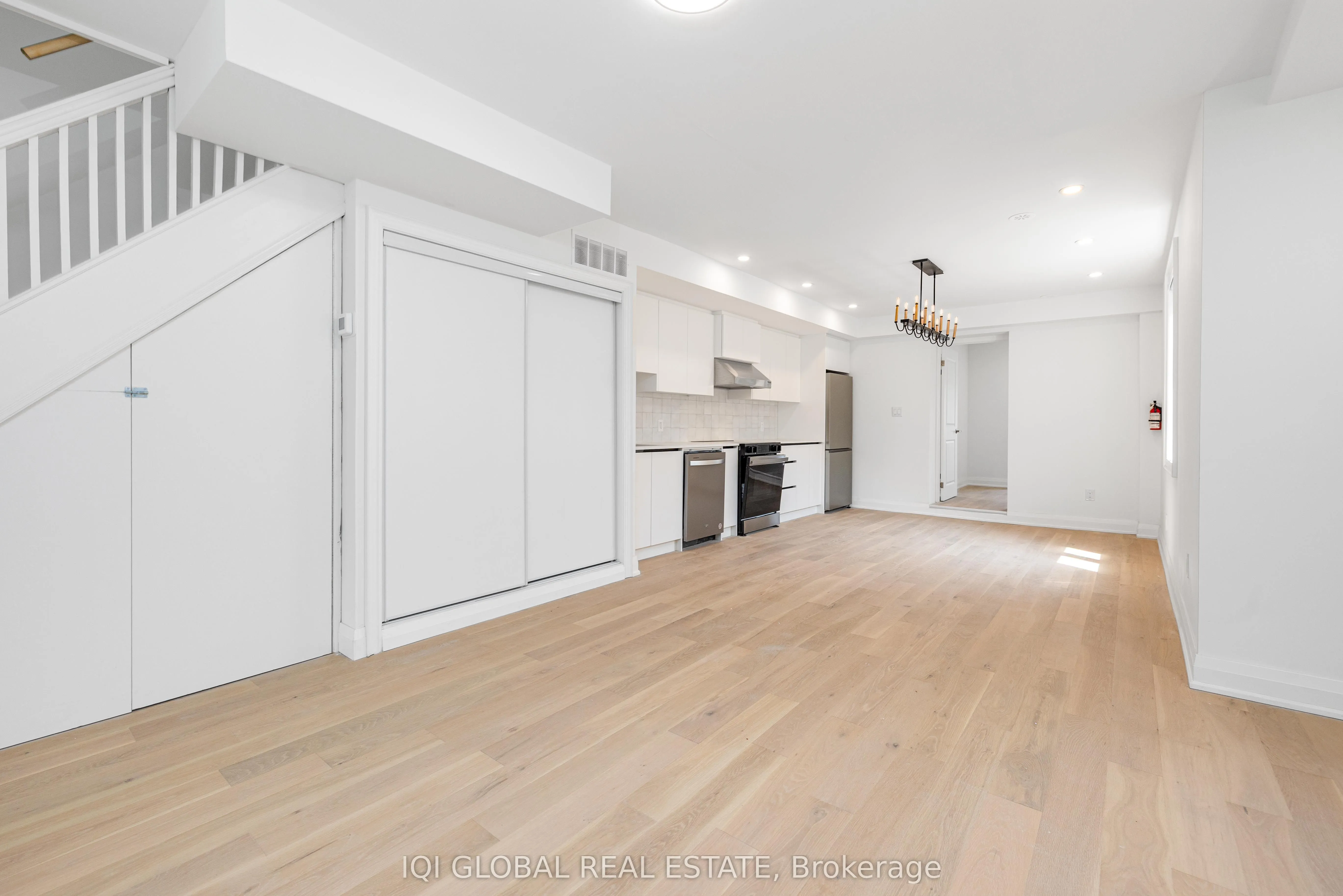 475 Ossington Avenue, #UpperFloor