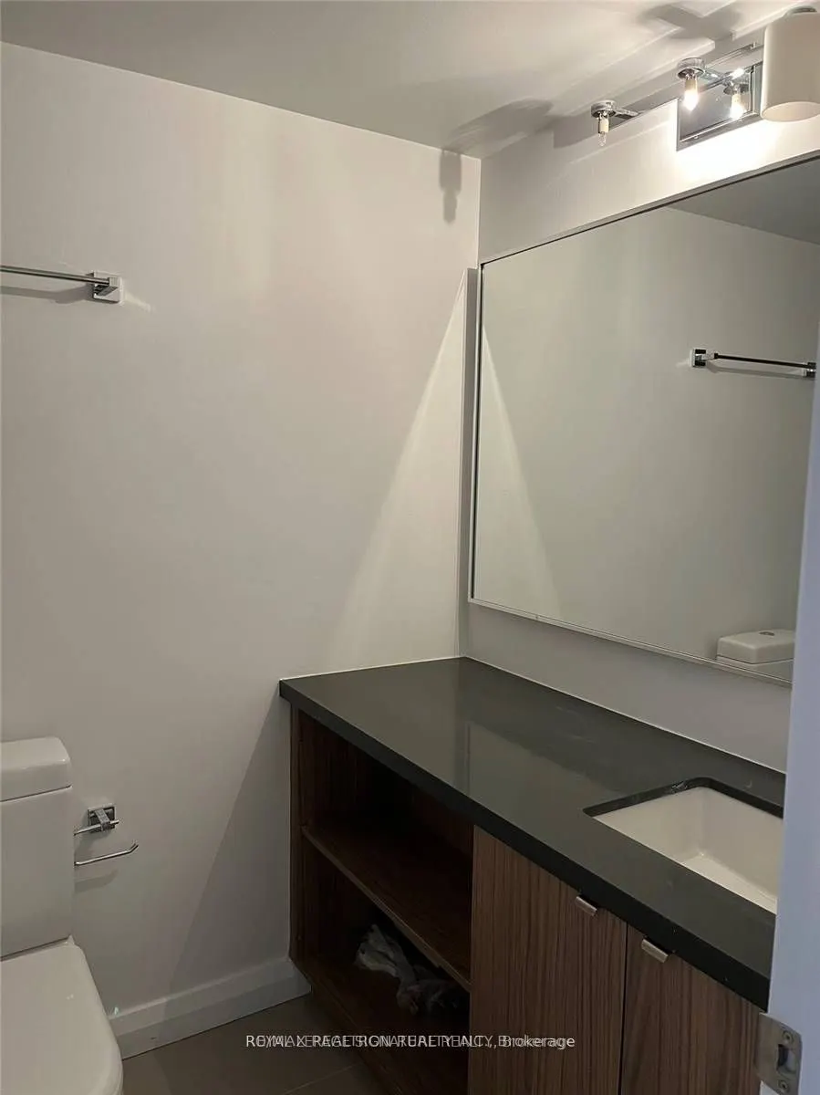 155 Yorkville Avenue, #1207