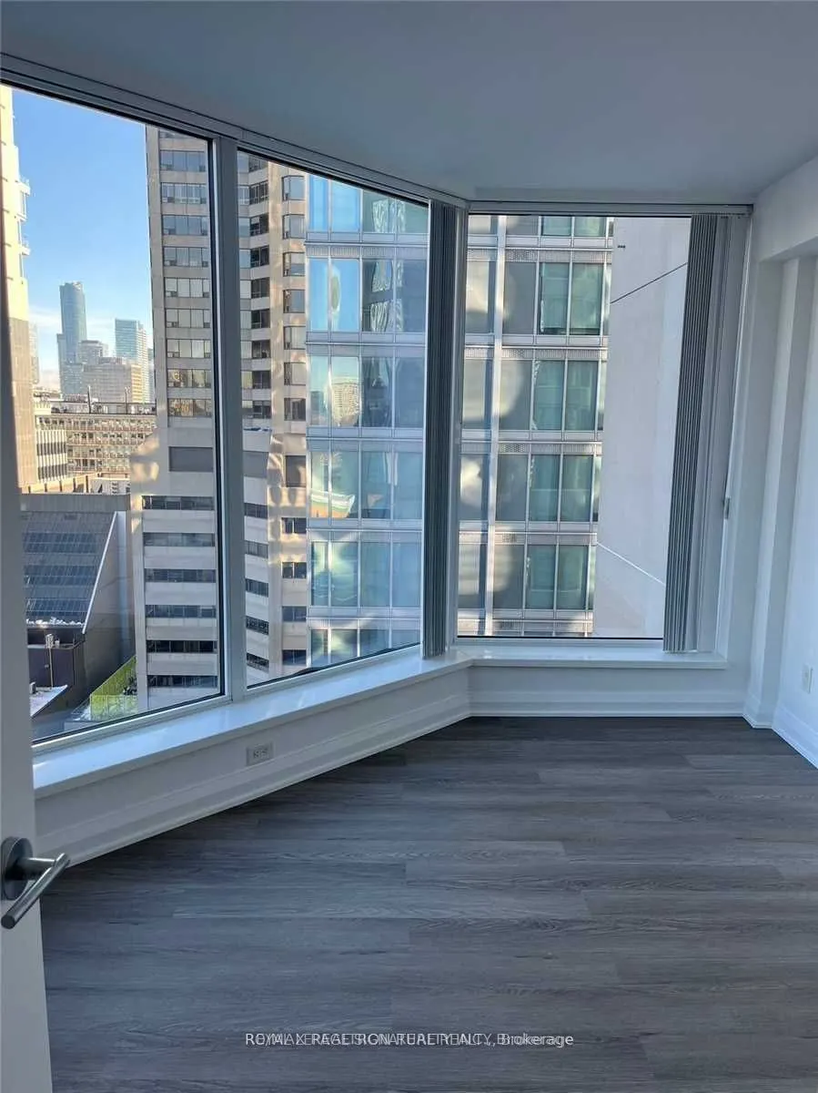 155 Yorkville Avenue, #1207