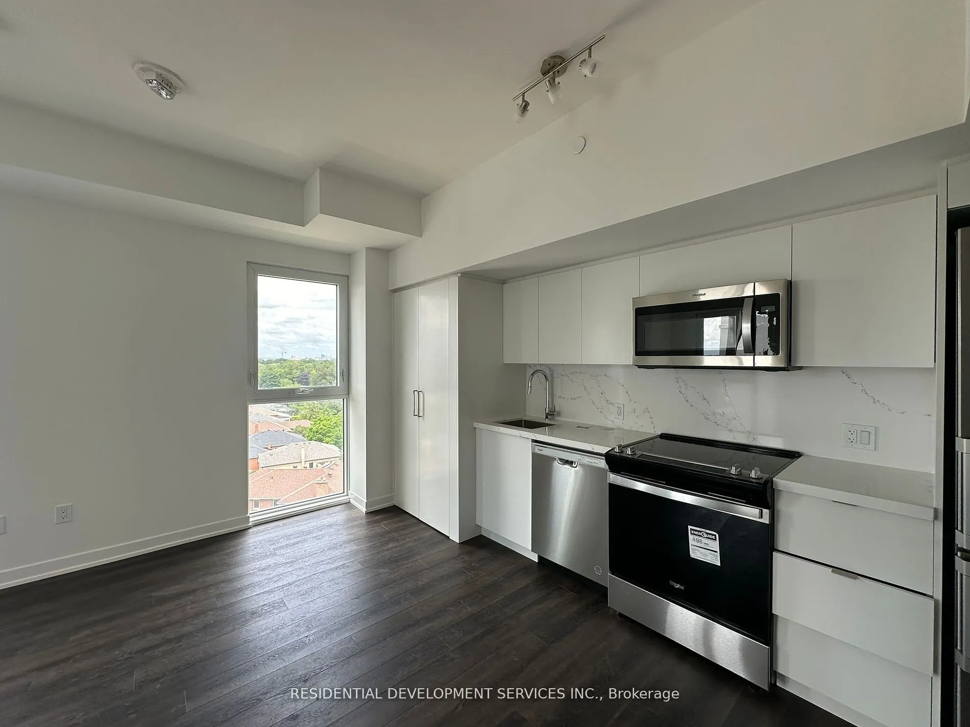 500 Wilson Avenue, #812
