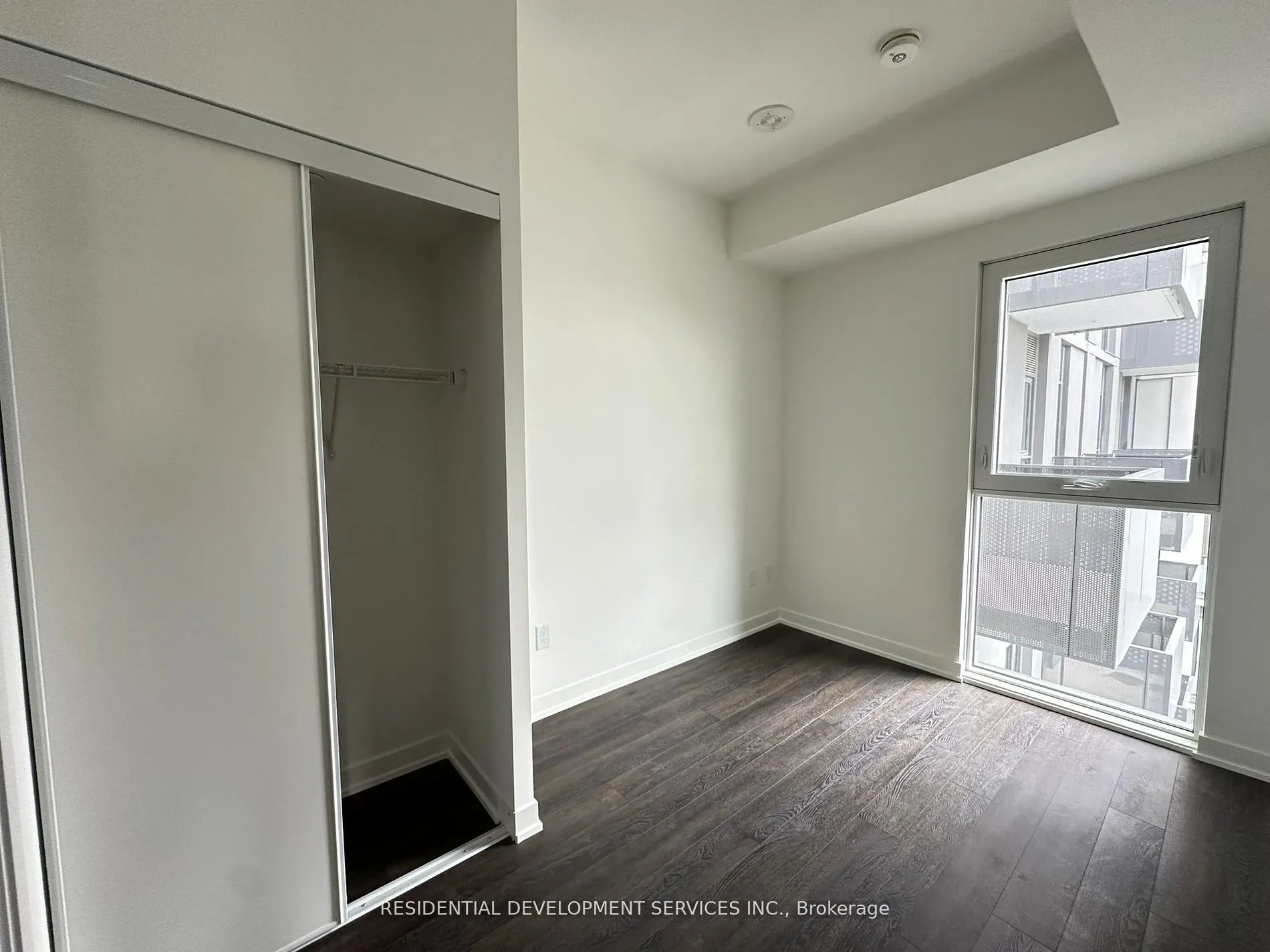 500 Wilson Avenue, #812
