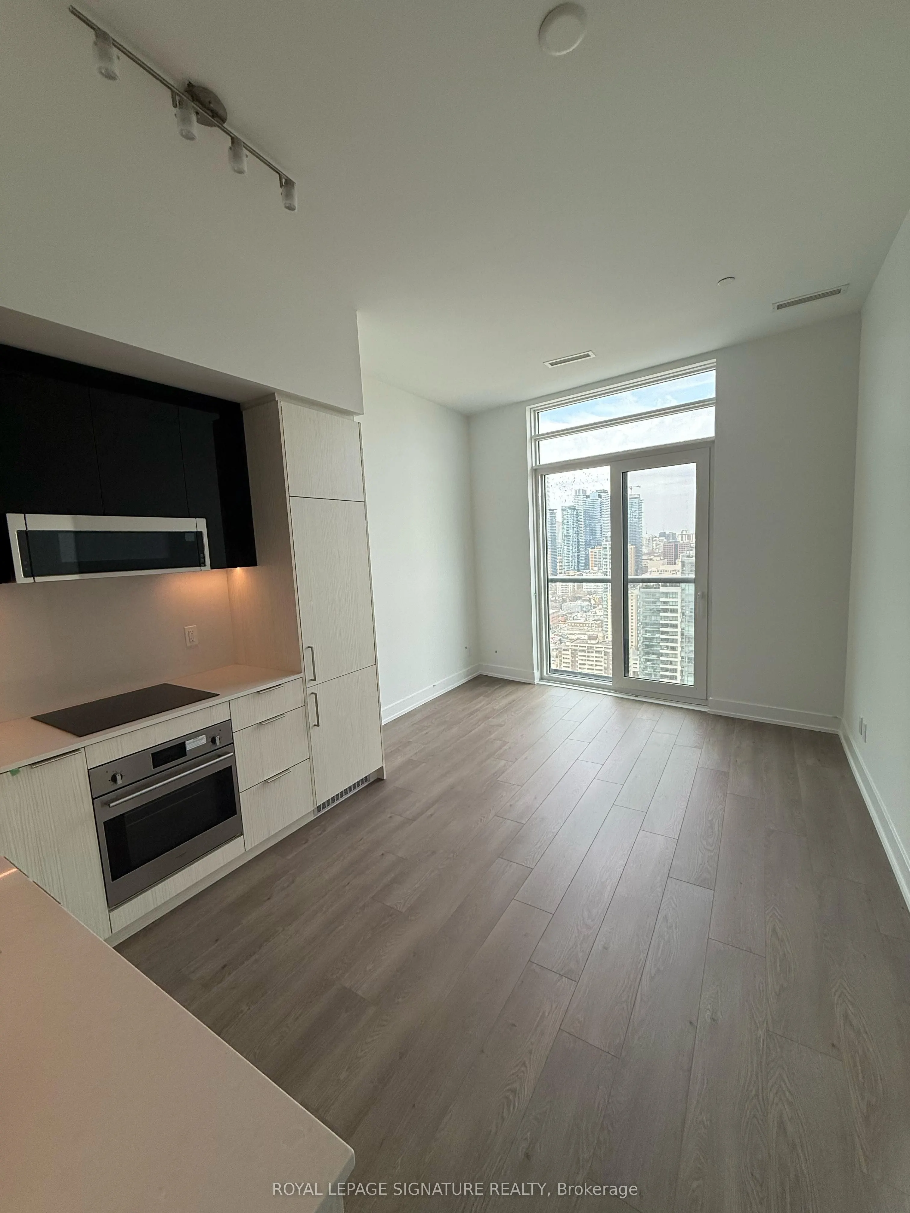 308 Jarvis Street, #3409