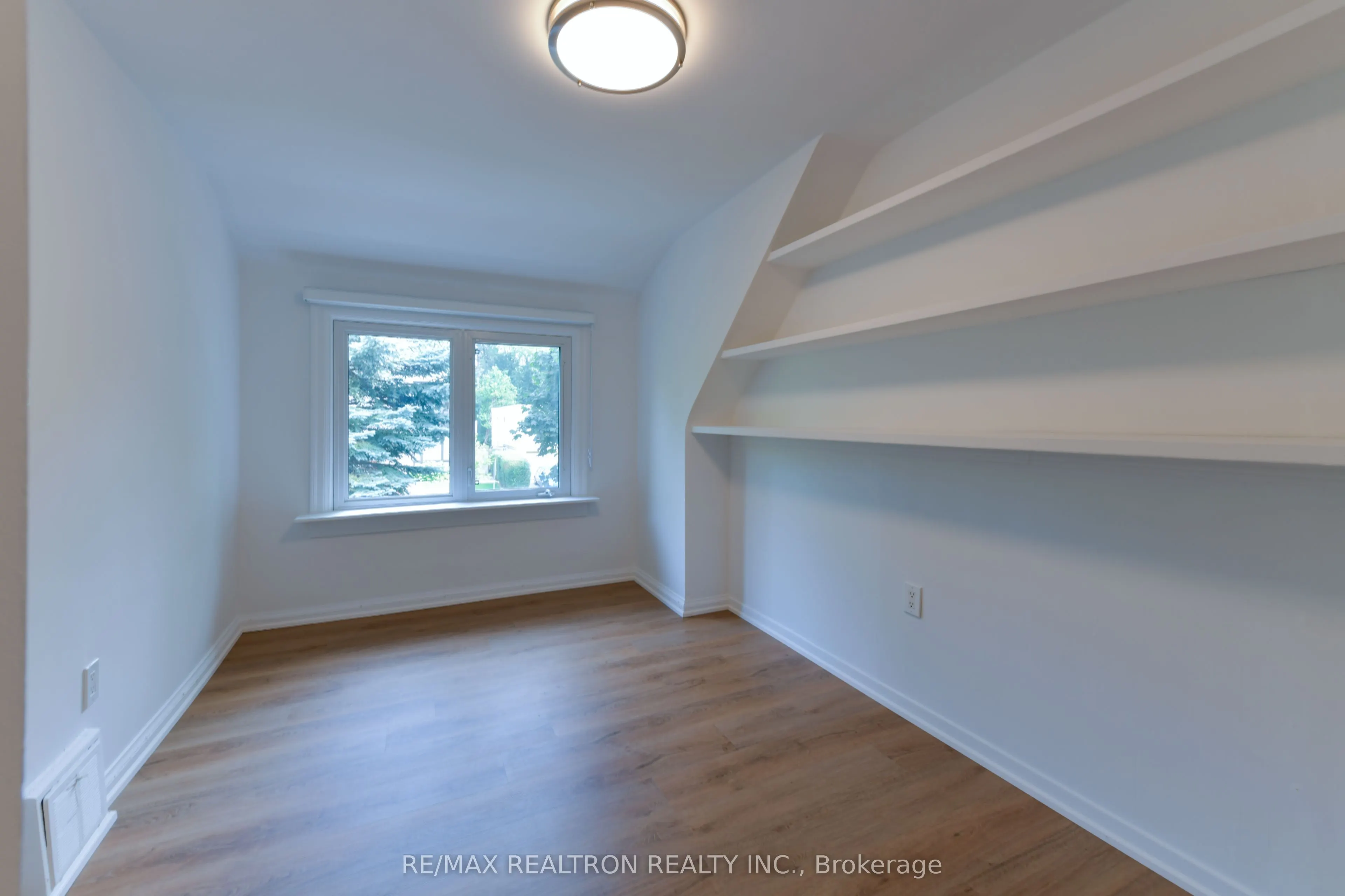 150 Upper Canada Drive