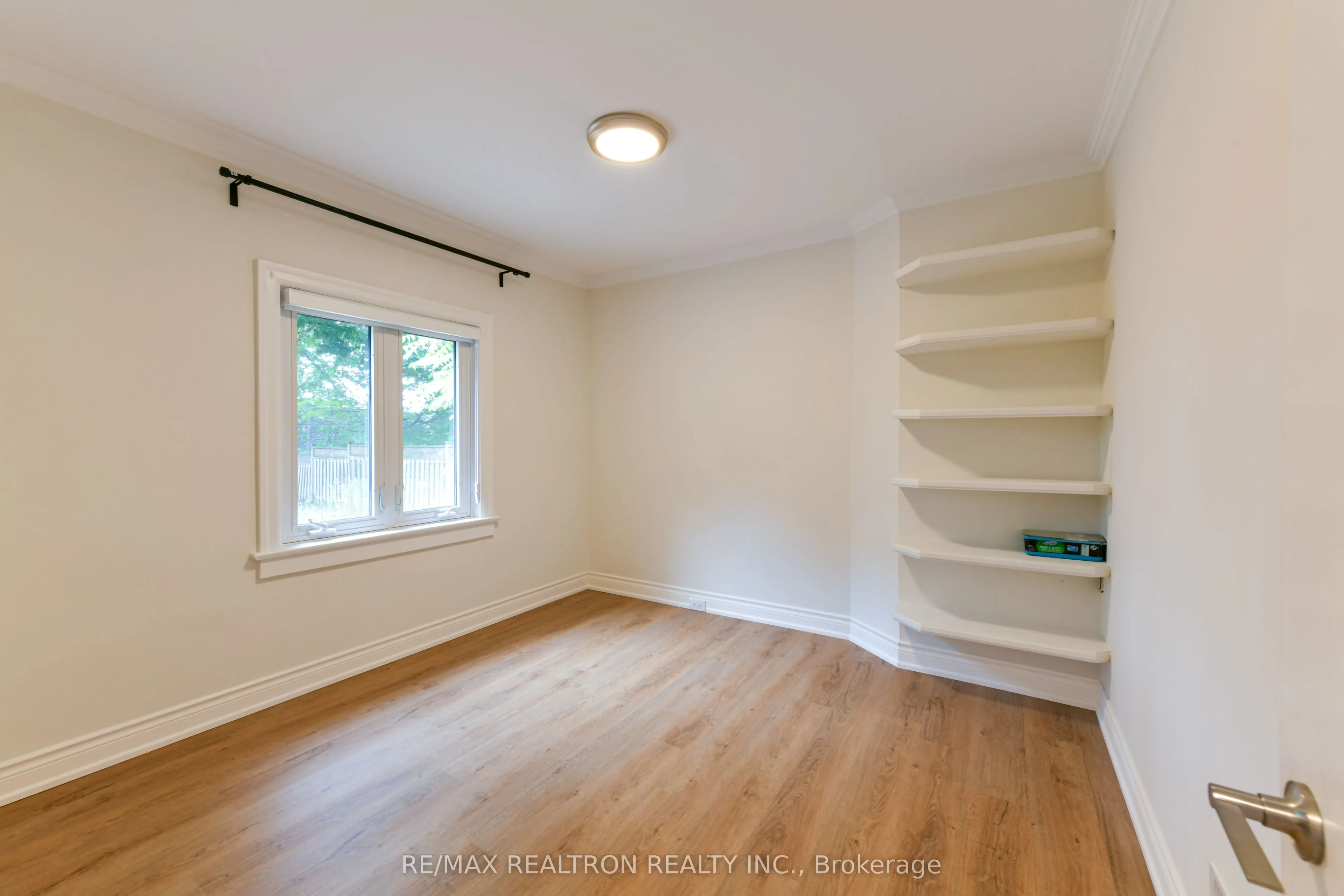 150 Upper Canada Drive
