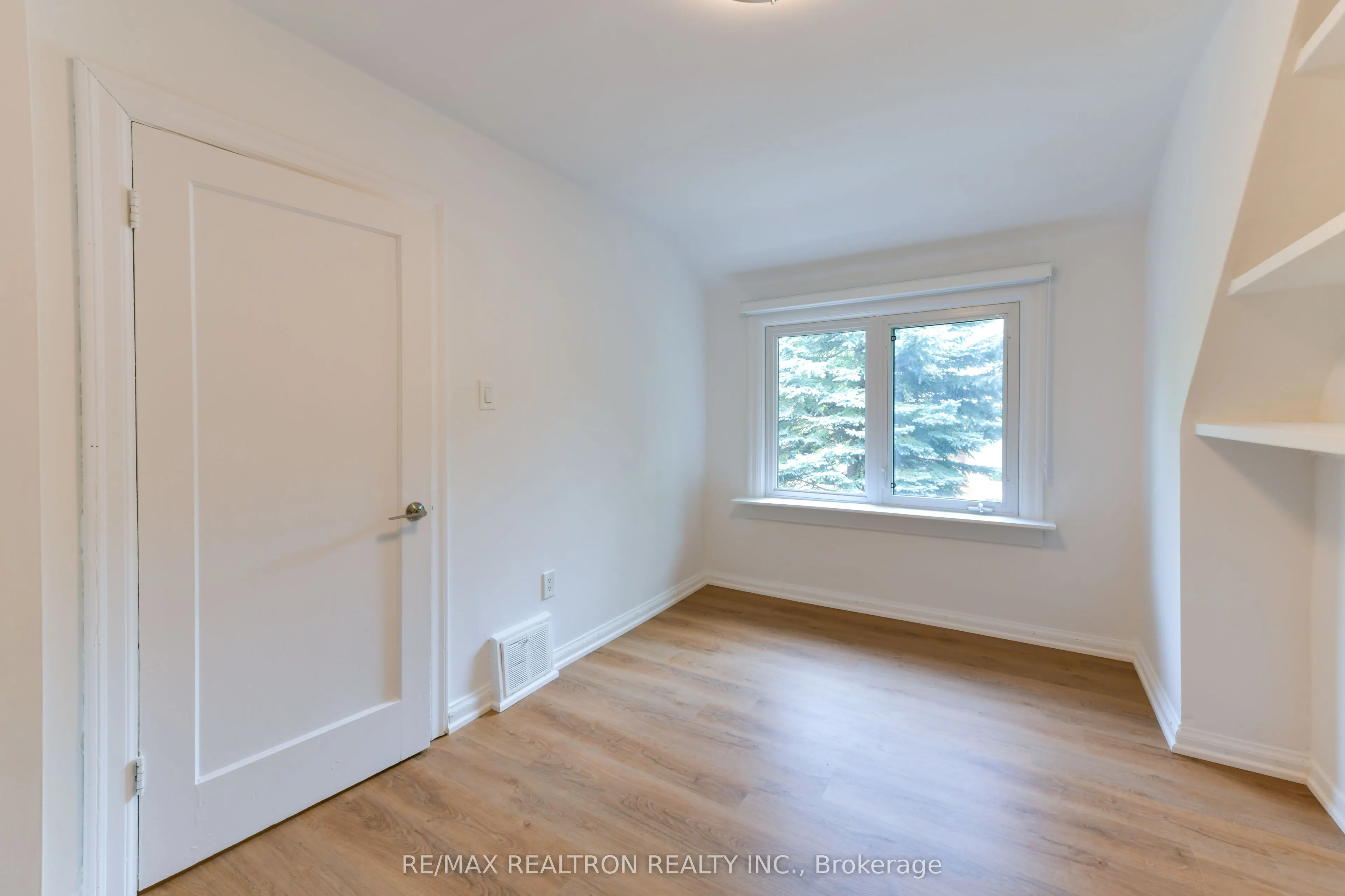150 Upper Canada Drive