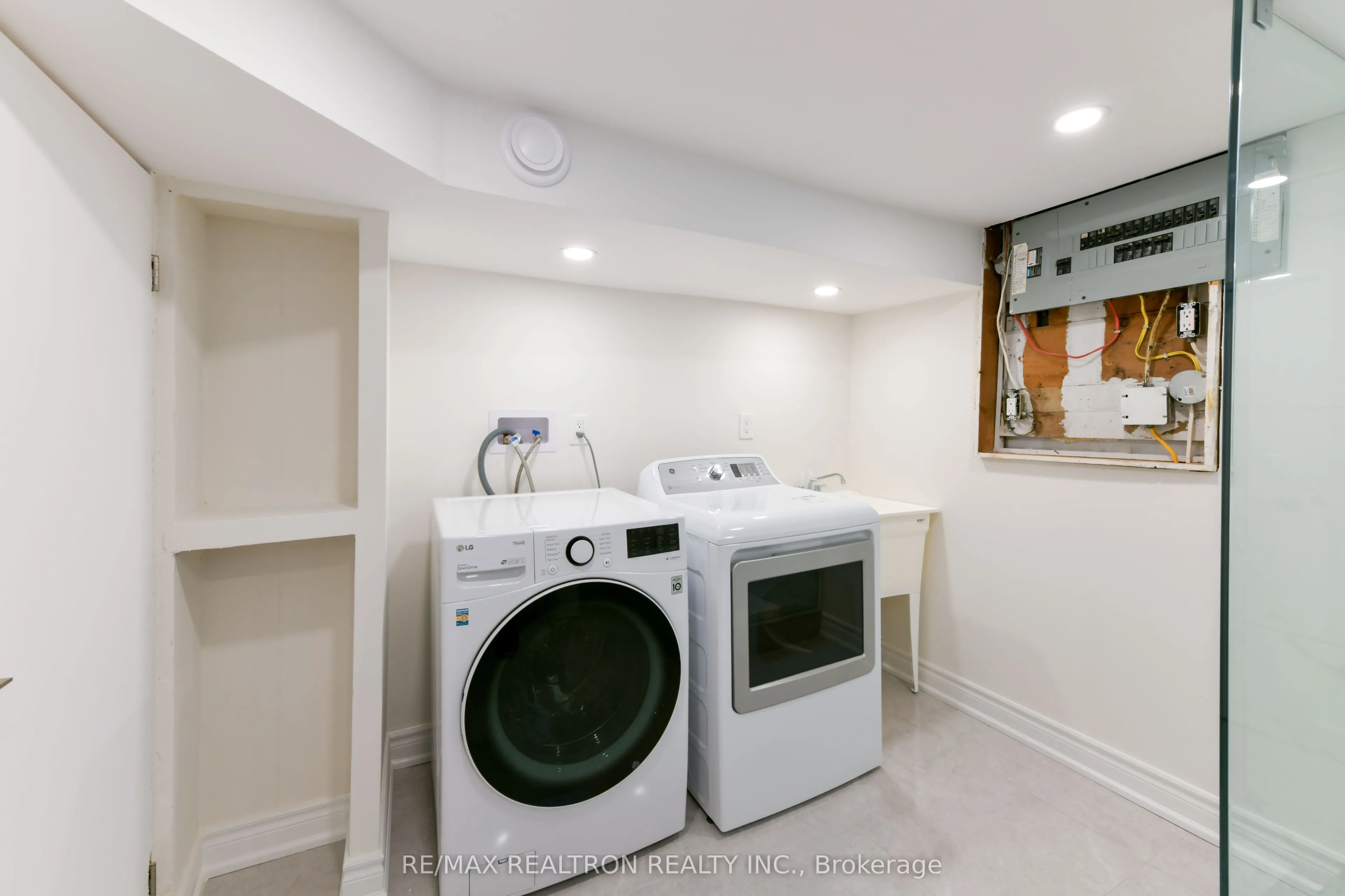 150 Upper Canada Drive
