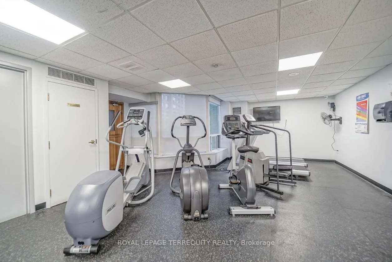 109 Front Street E, #912