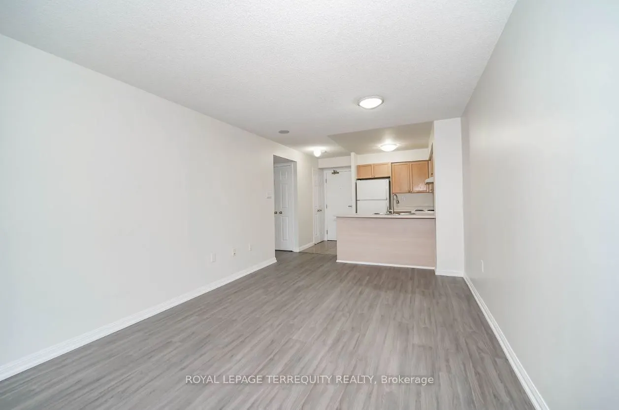 109 Front Street E, #912