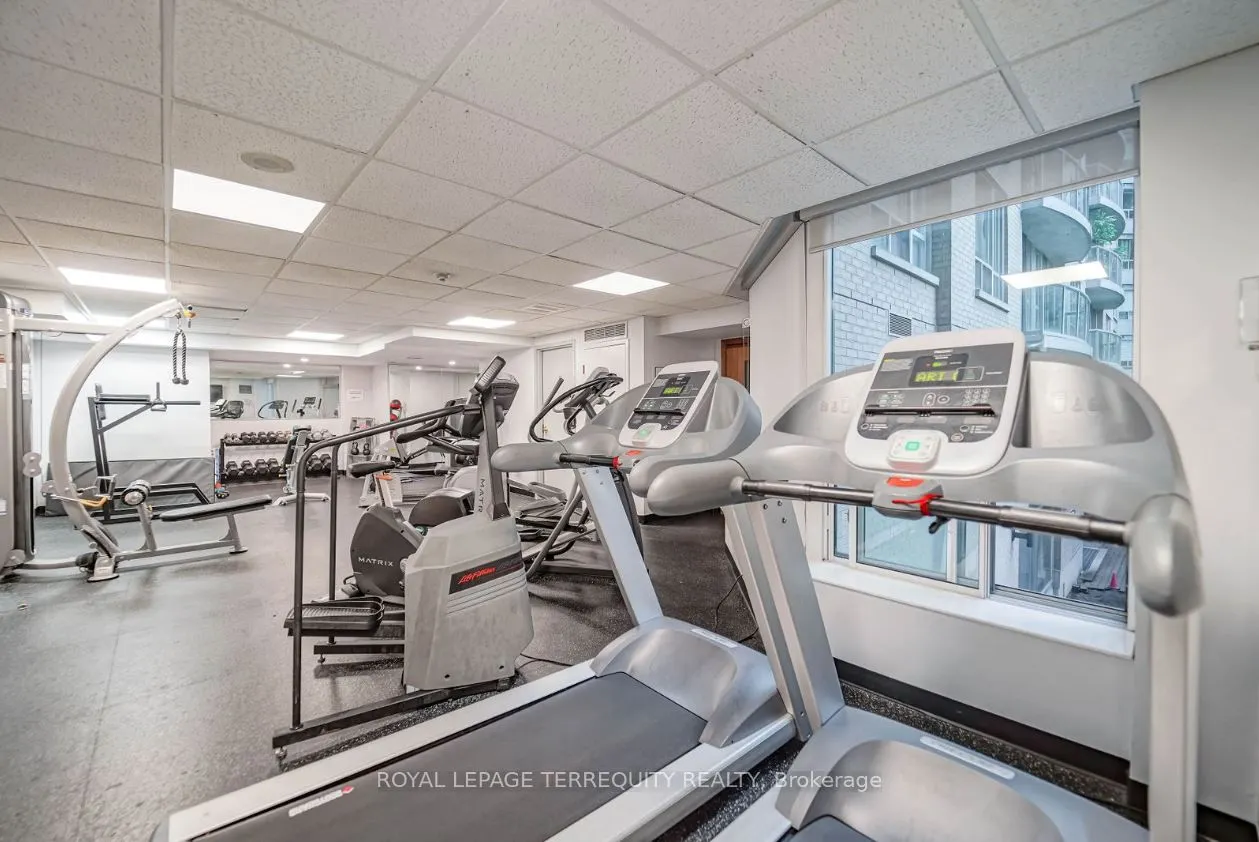 109 Front Street E, #912