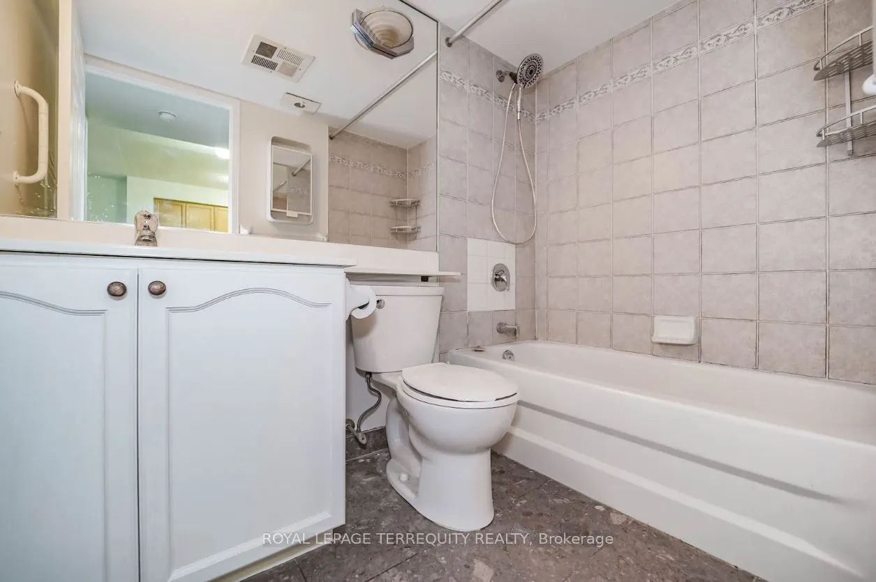 109 Front Street E, #912