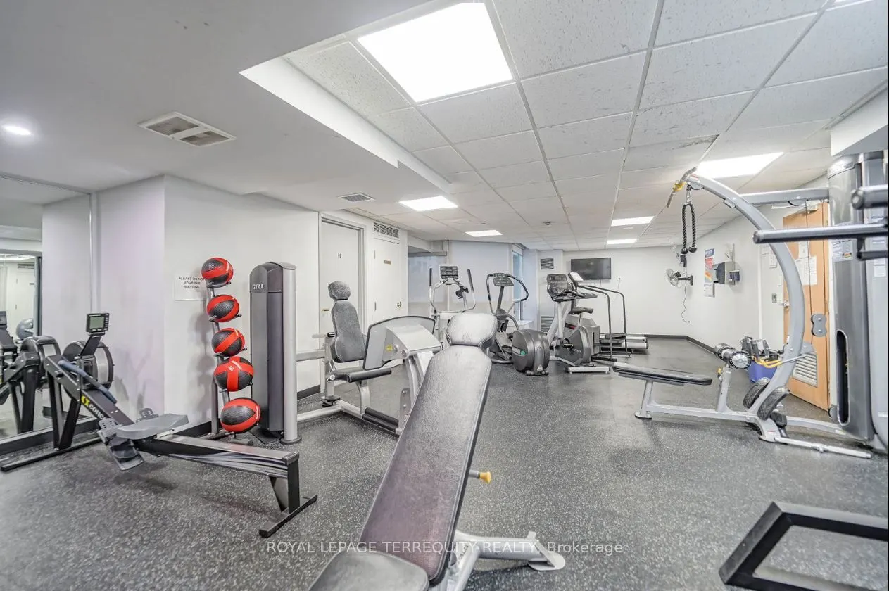 109 Front Street E, #912