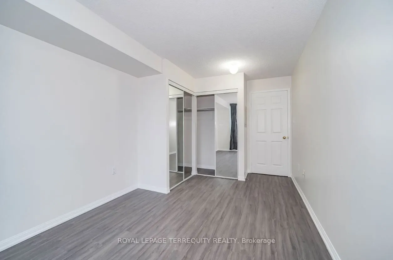 109 Front Street E, #912
