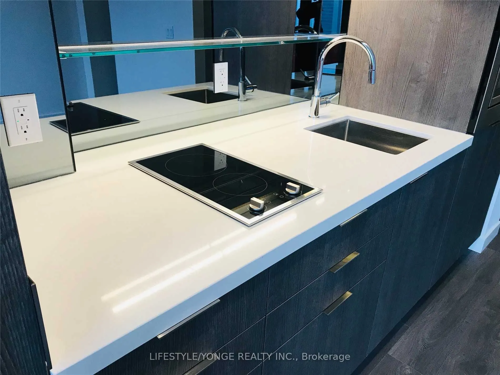215 Queen Street W, #2110