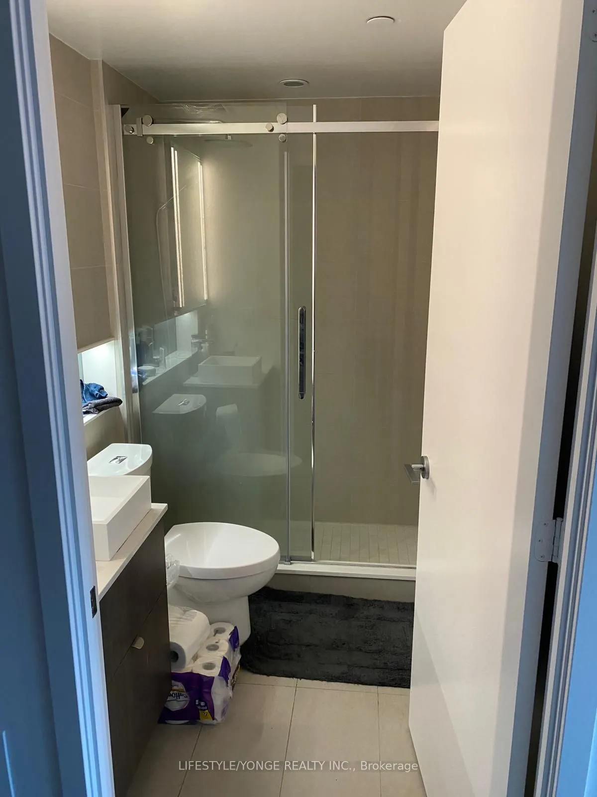 215 Queen Street W, #2110