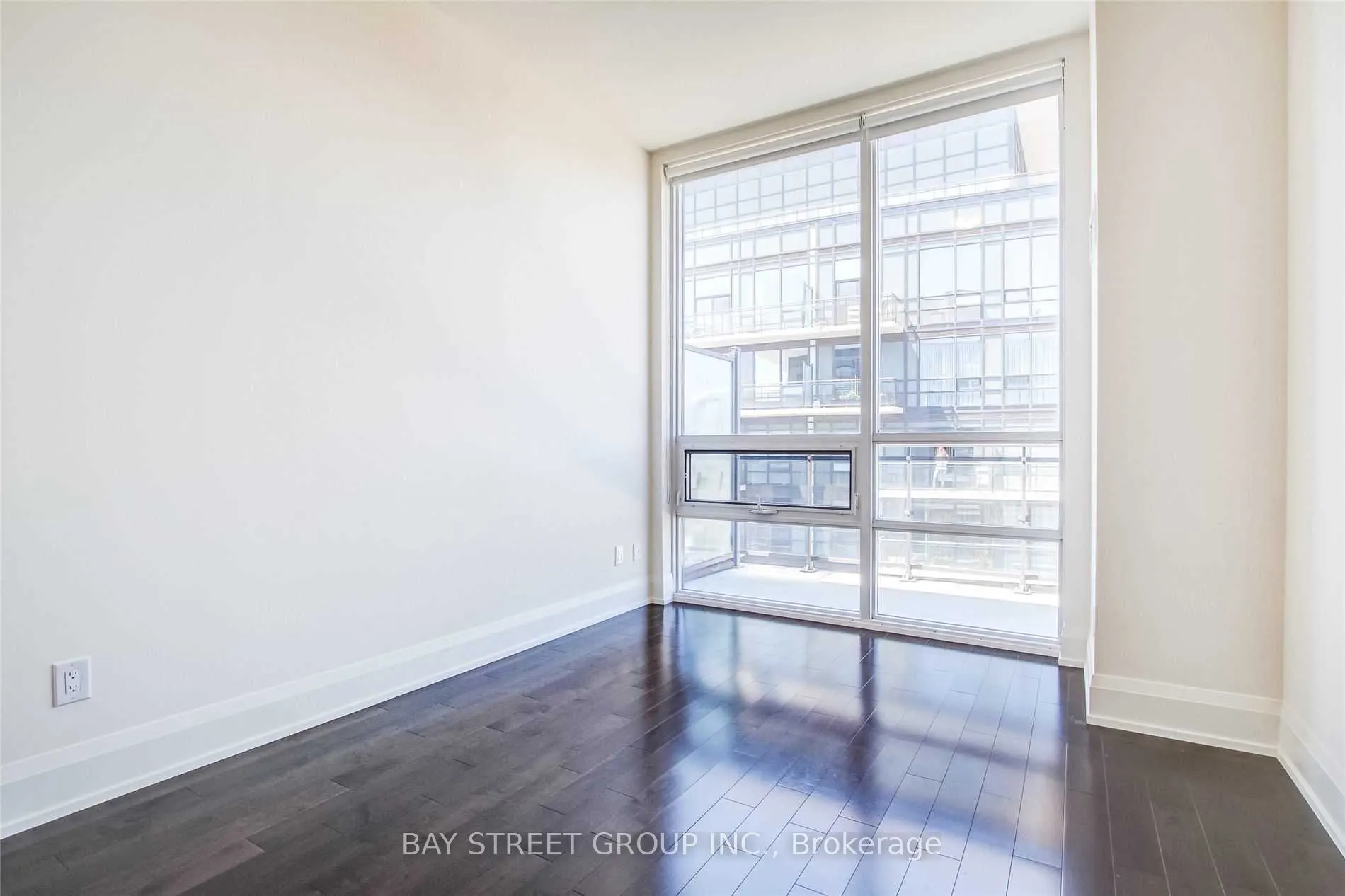 460 Adelaide Street E, #Ph112