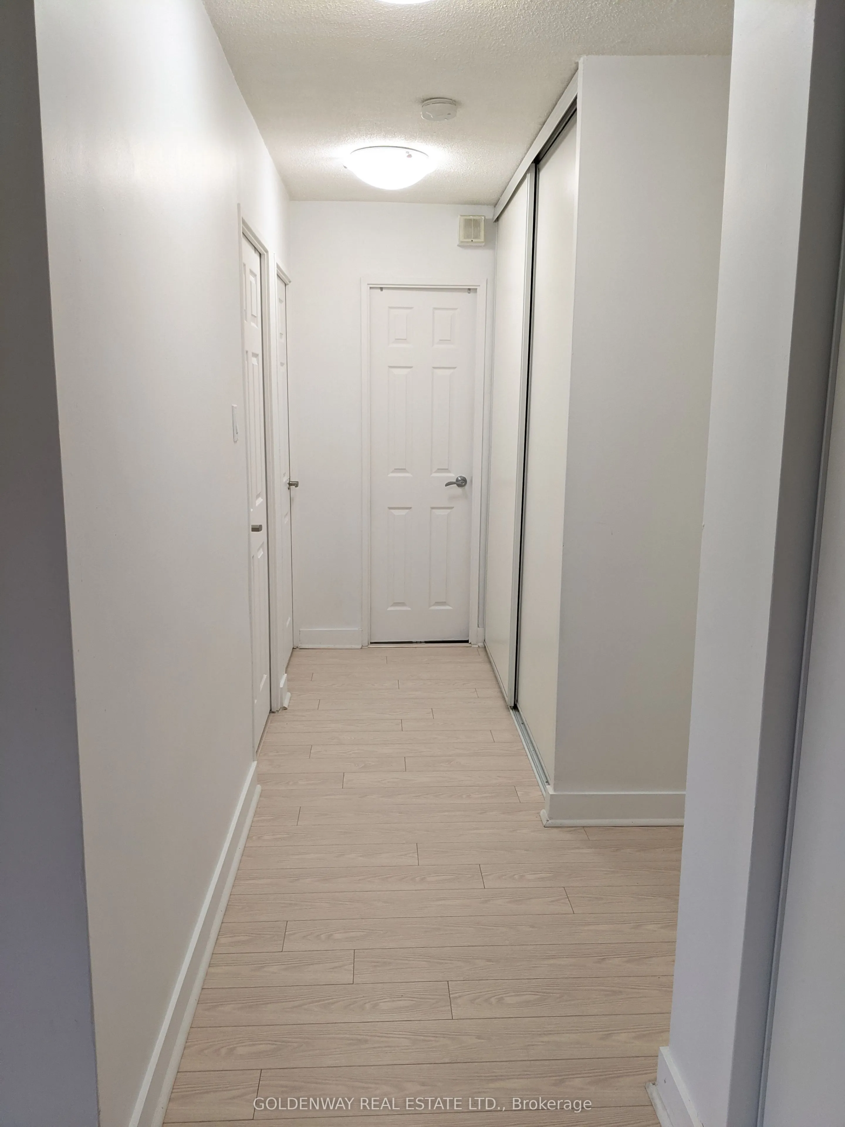 177 Linus Road, #402