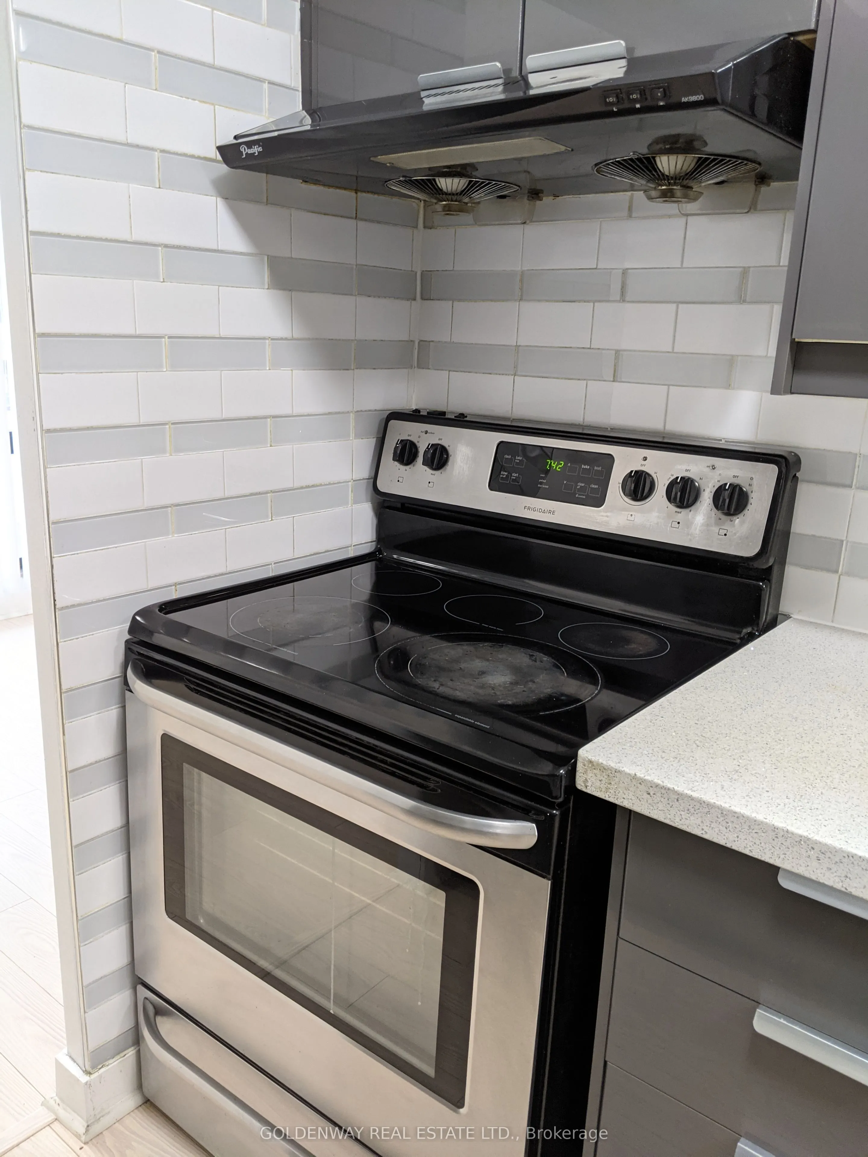 177 Linus Road, #402