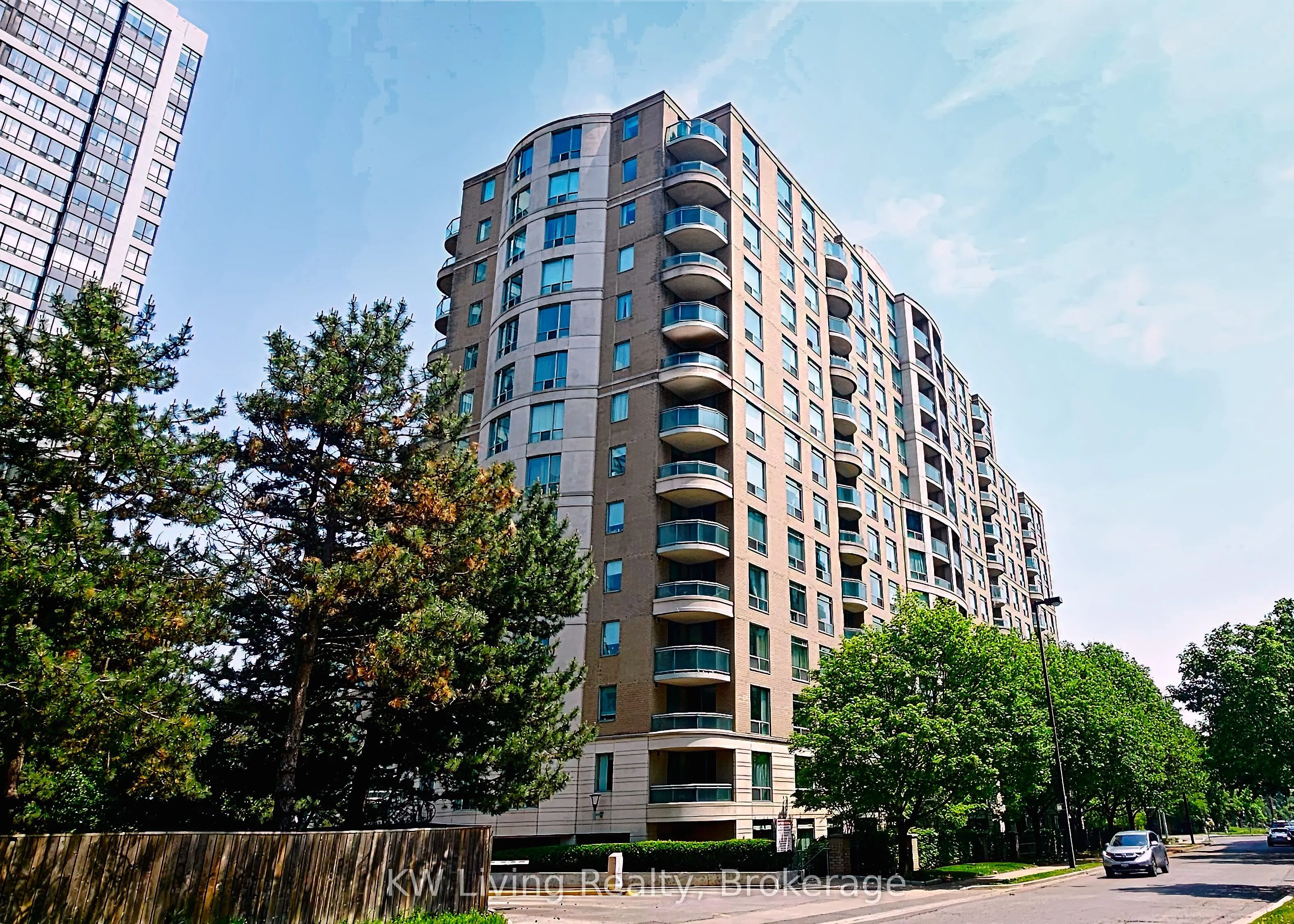 8 Pemberton Avenue, #1008