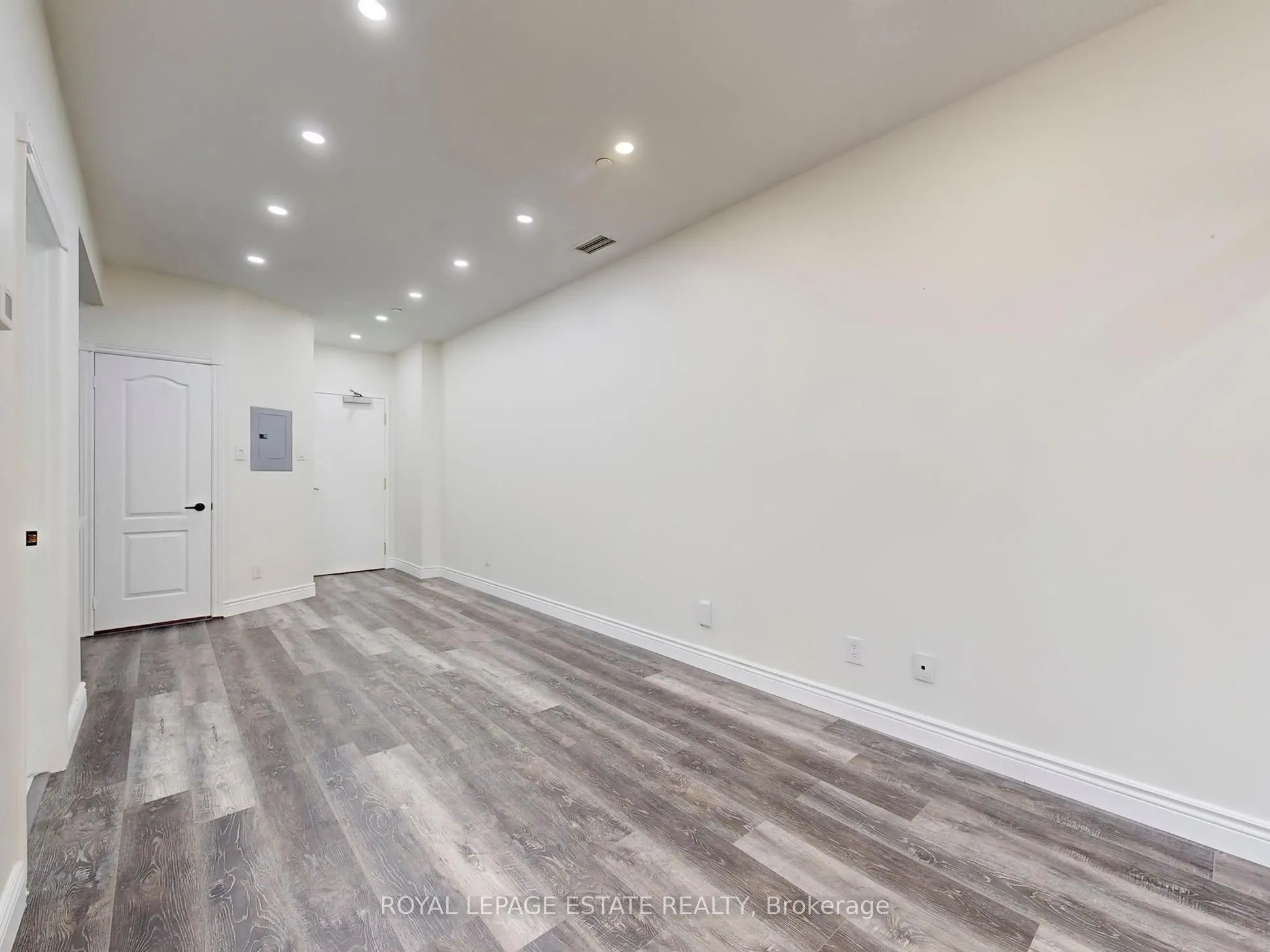 393 King Street W, #607