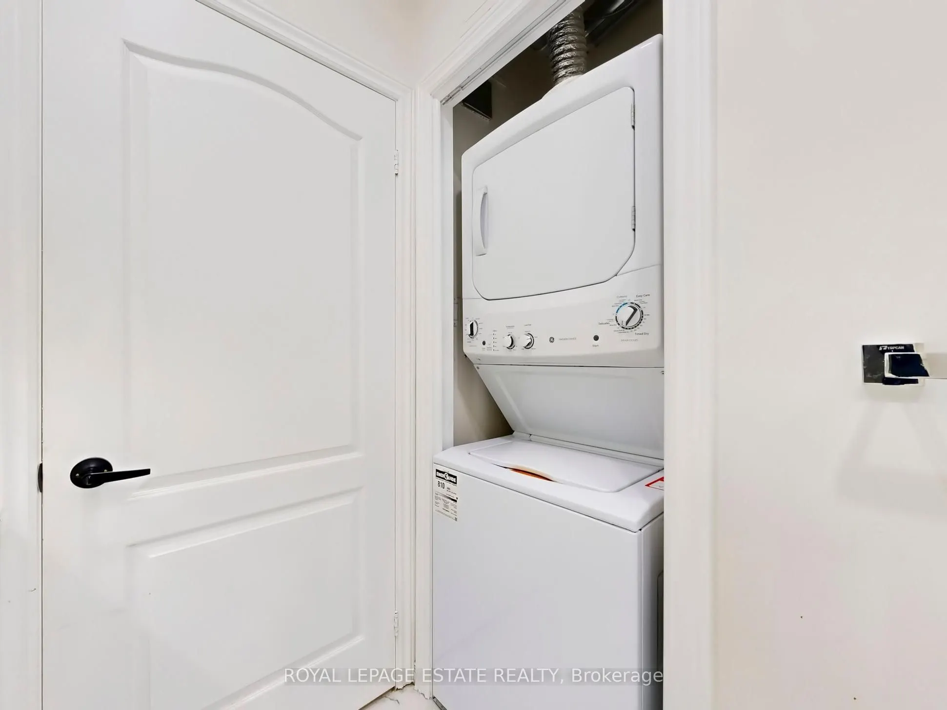 393 King Street W, #607
