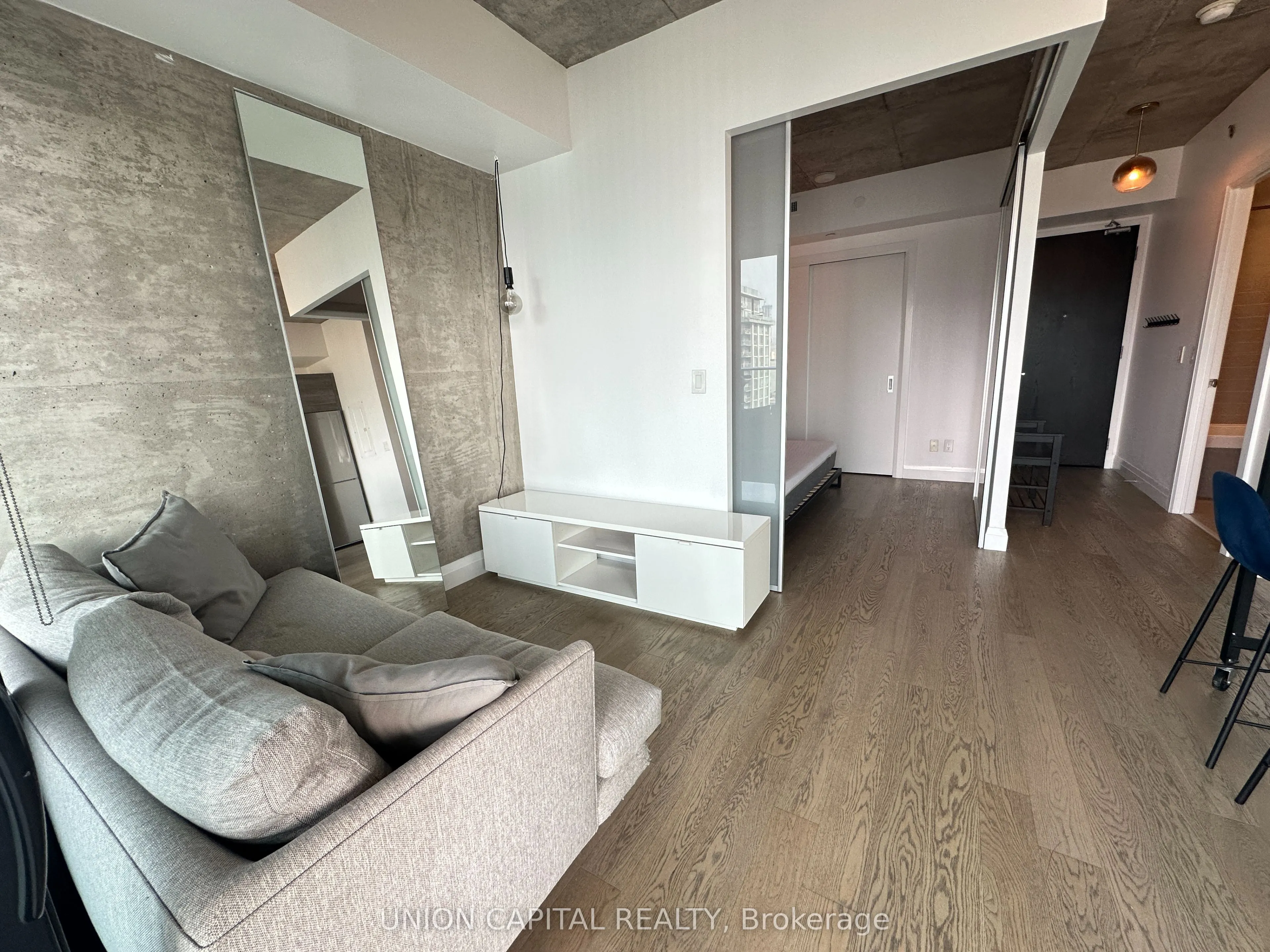 224 King Street W, #2902