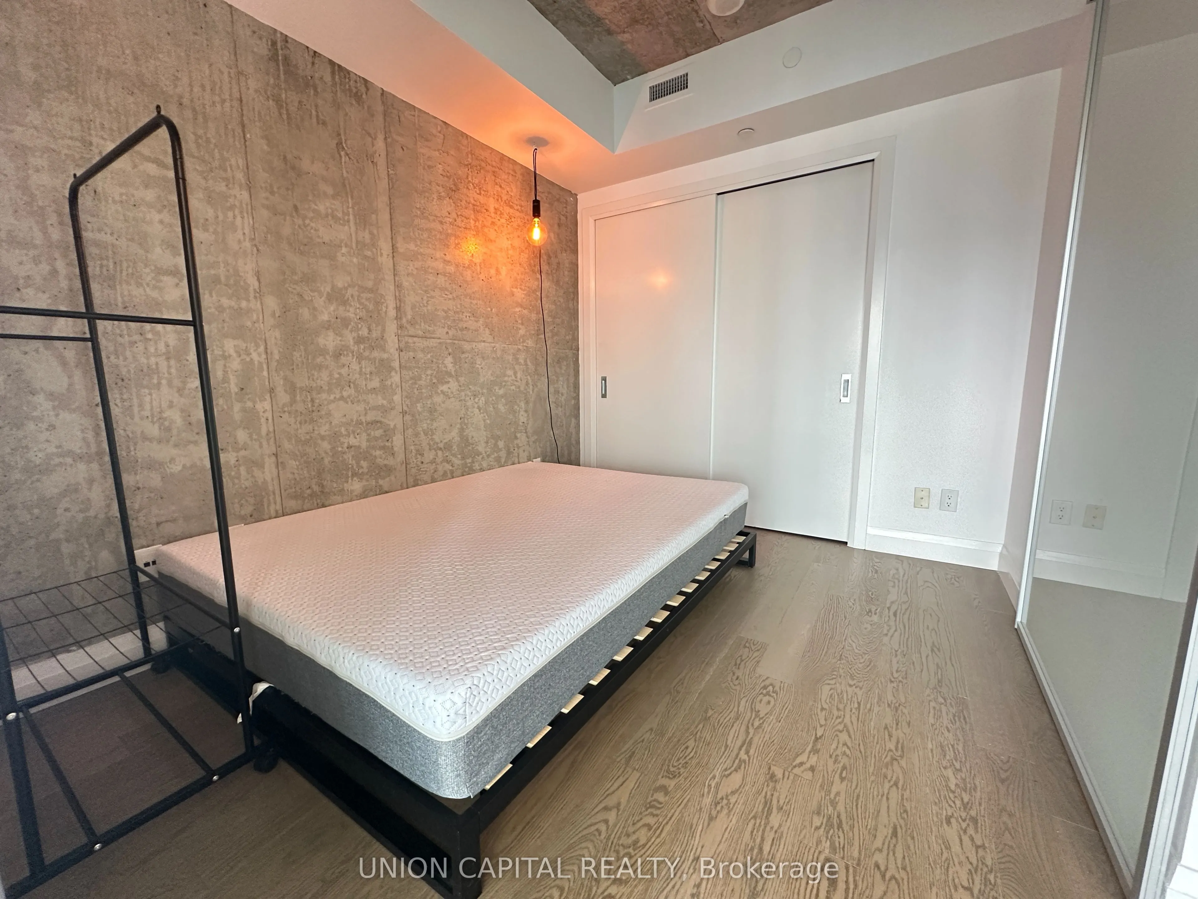 224 King Street W, #2902