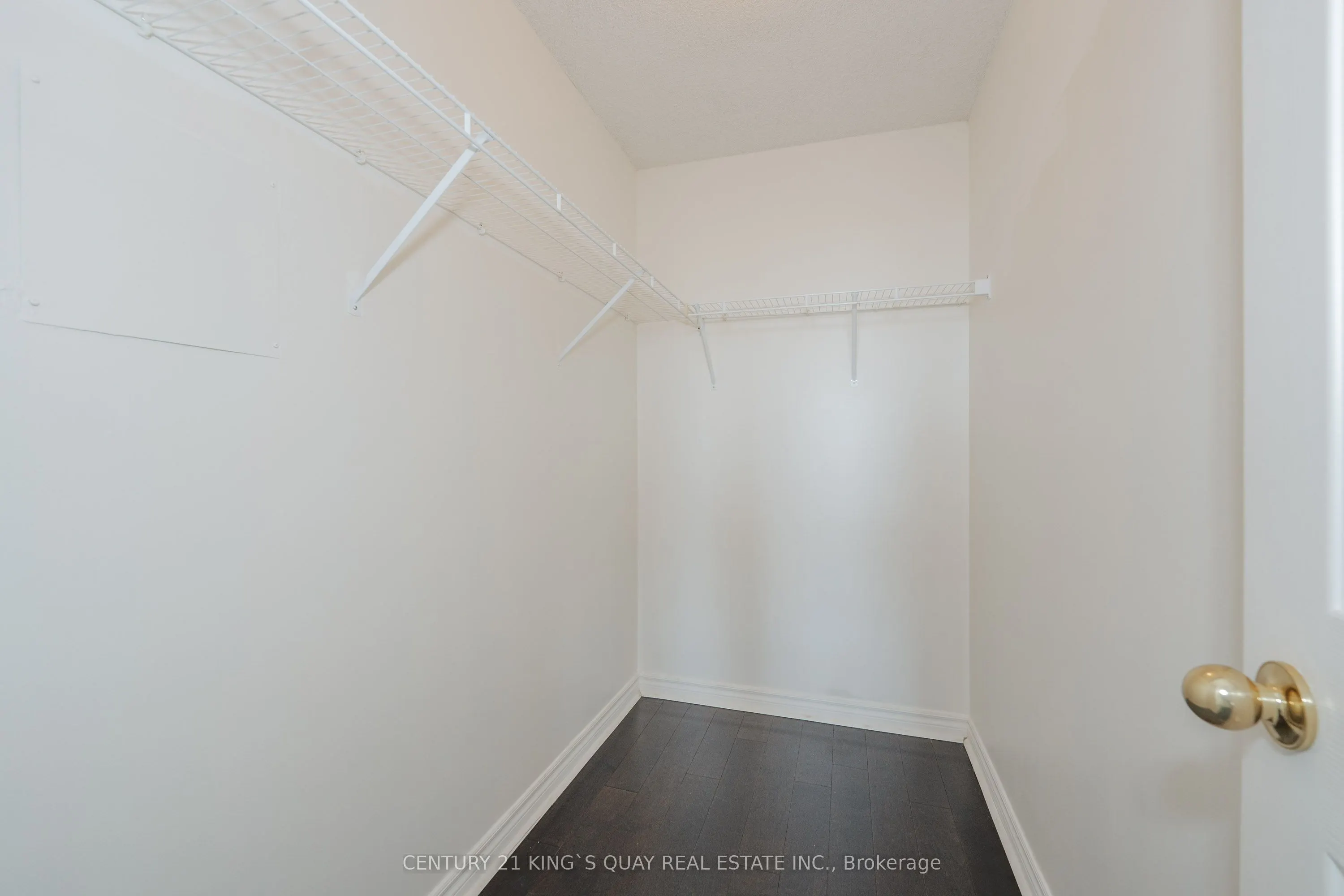 18 Spring Garden Avenue