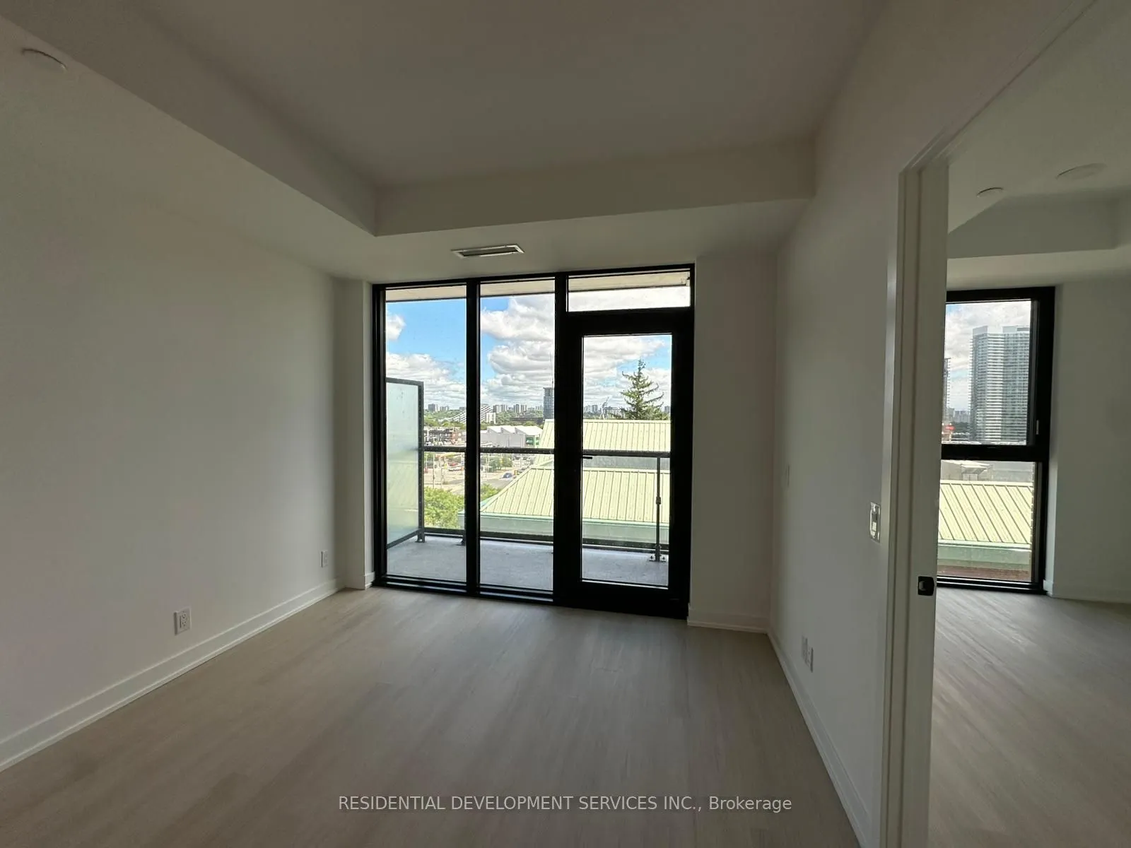 699 Sheppard Avenue E, #623
