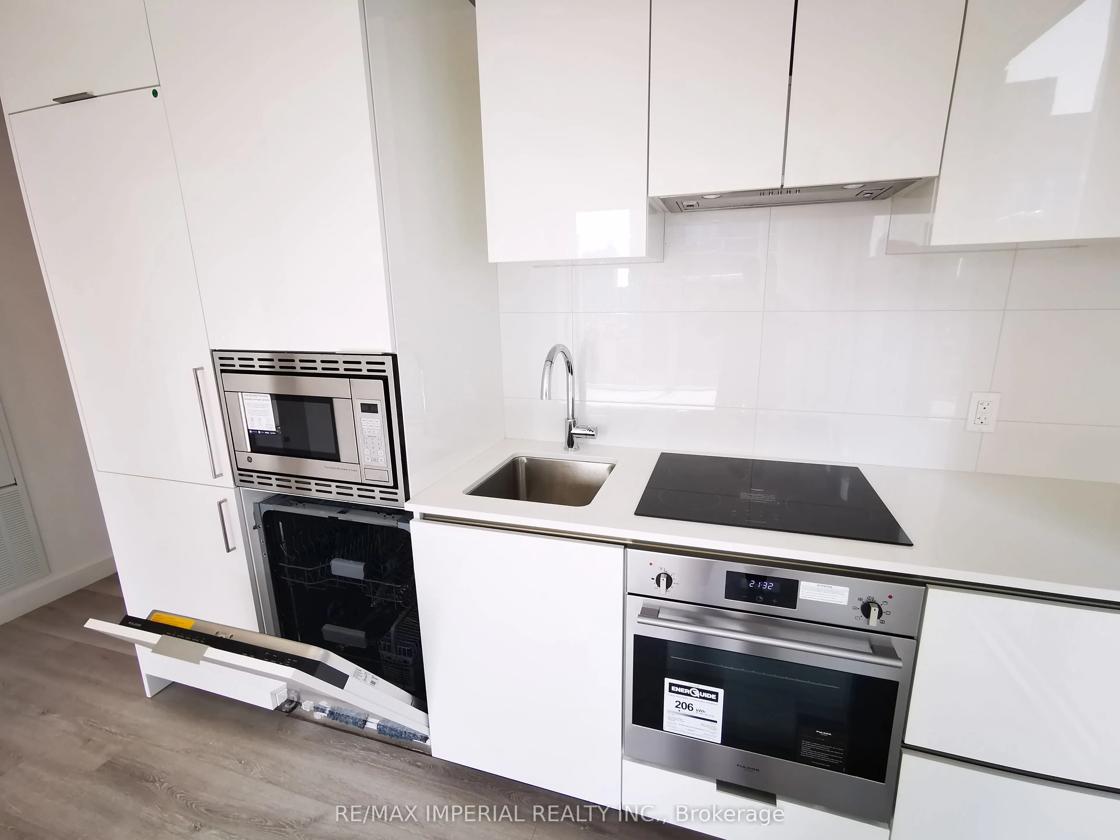 121 St Patrick Street, #1621