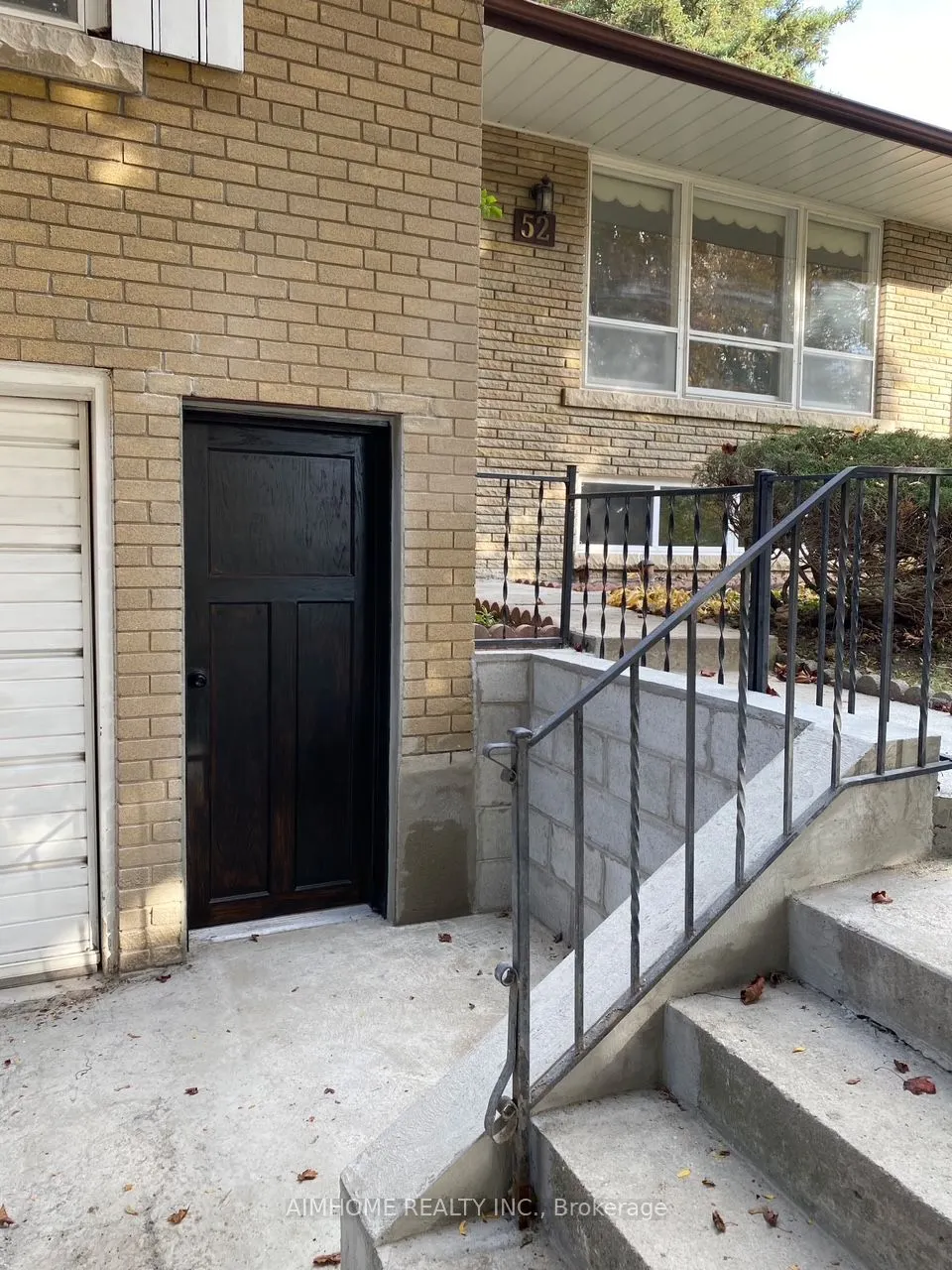 52 Bathford Crescent, #Lower