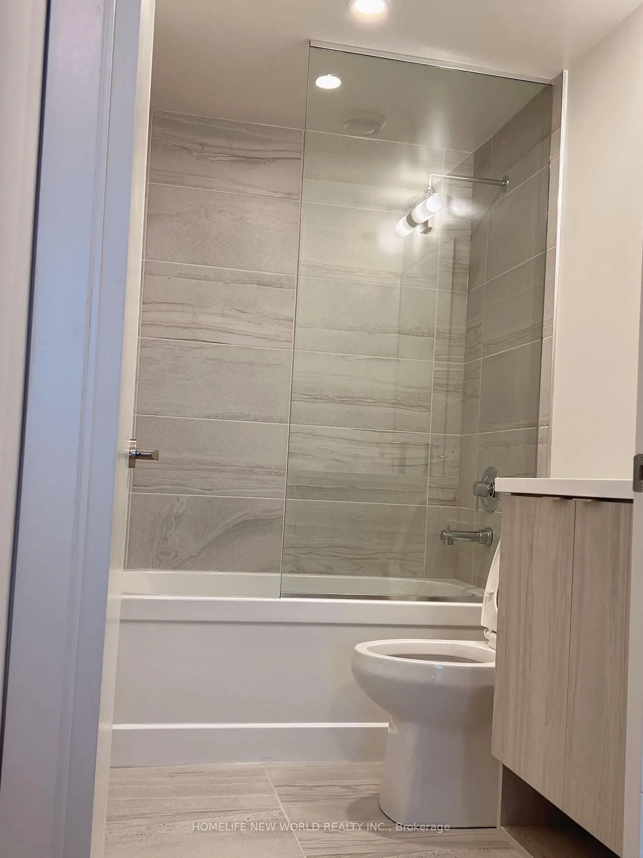 138 Downes Street, #6805