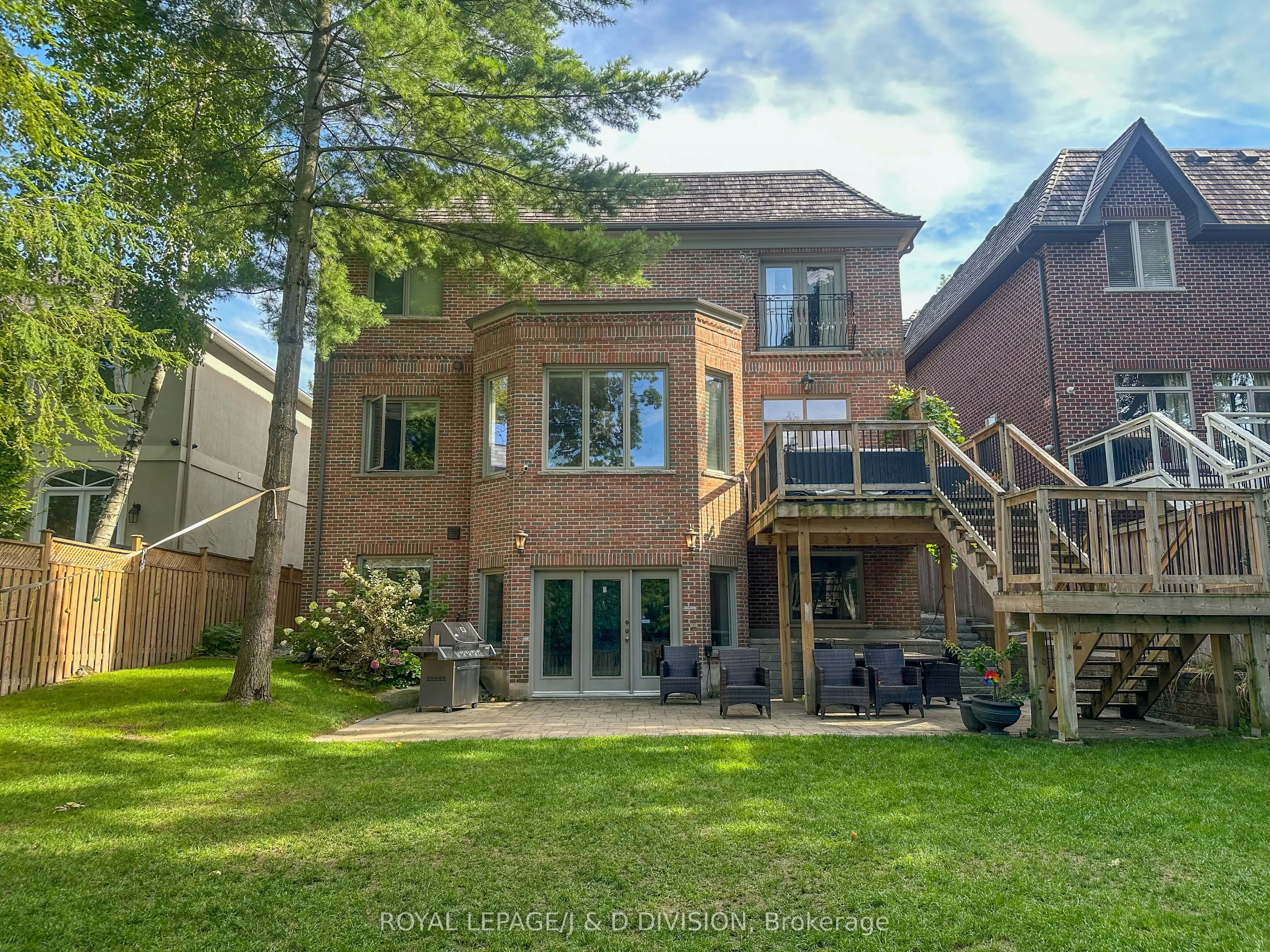 210 St Leonard's Avenue