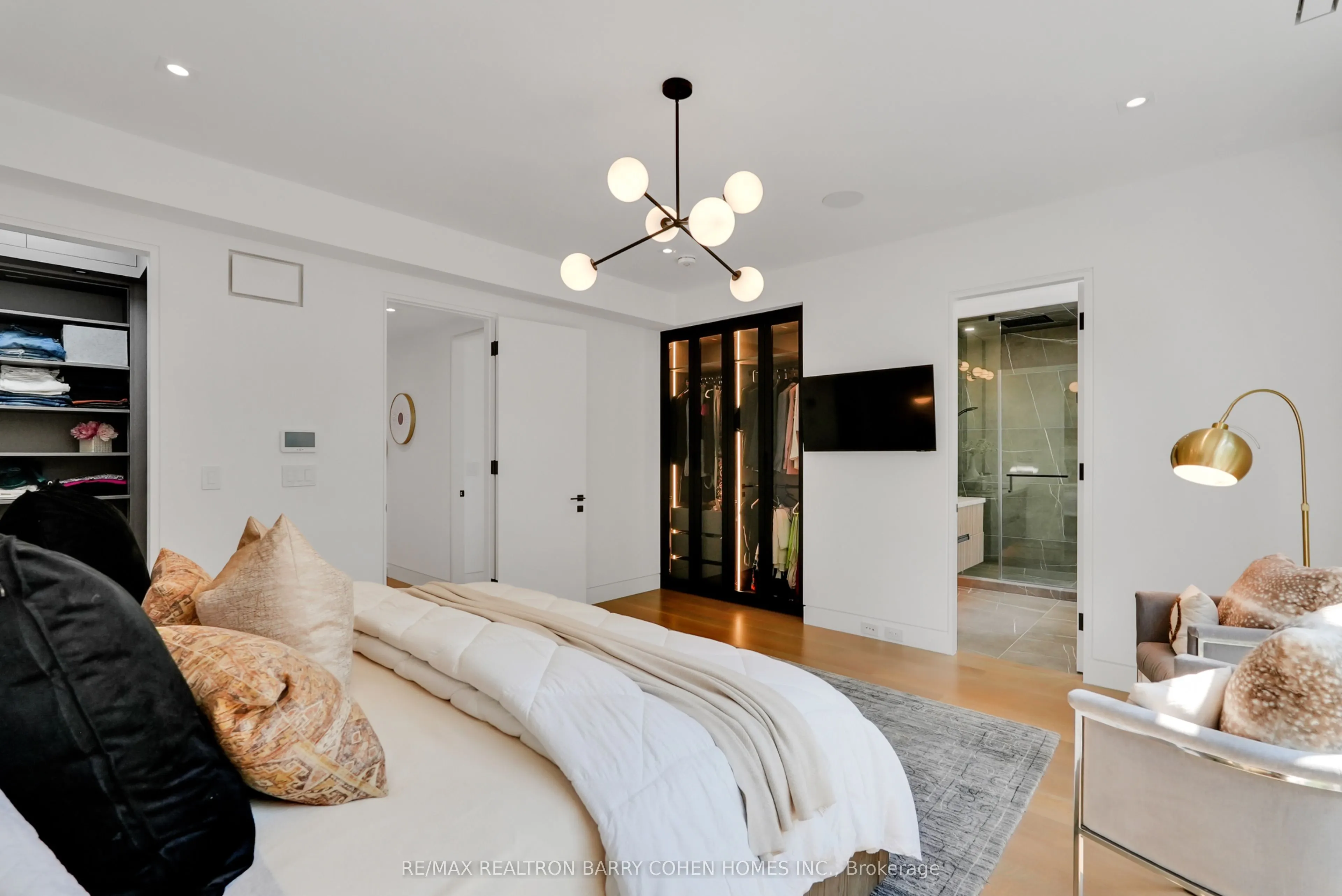52 Elmsthorpe Avenue