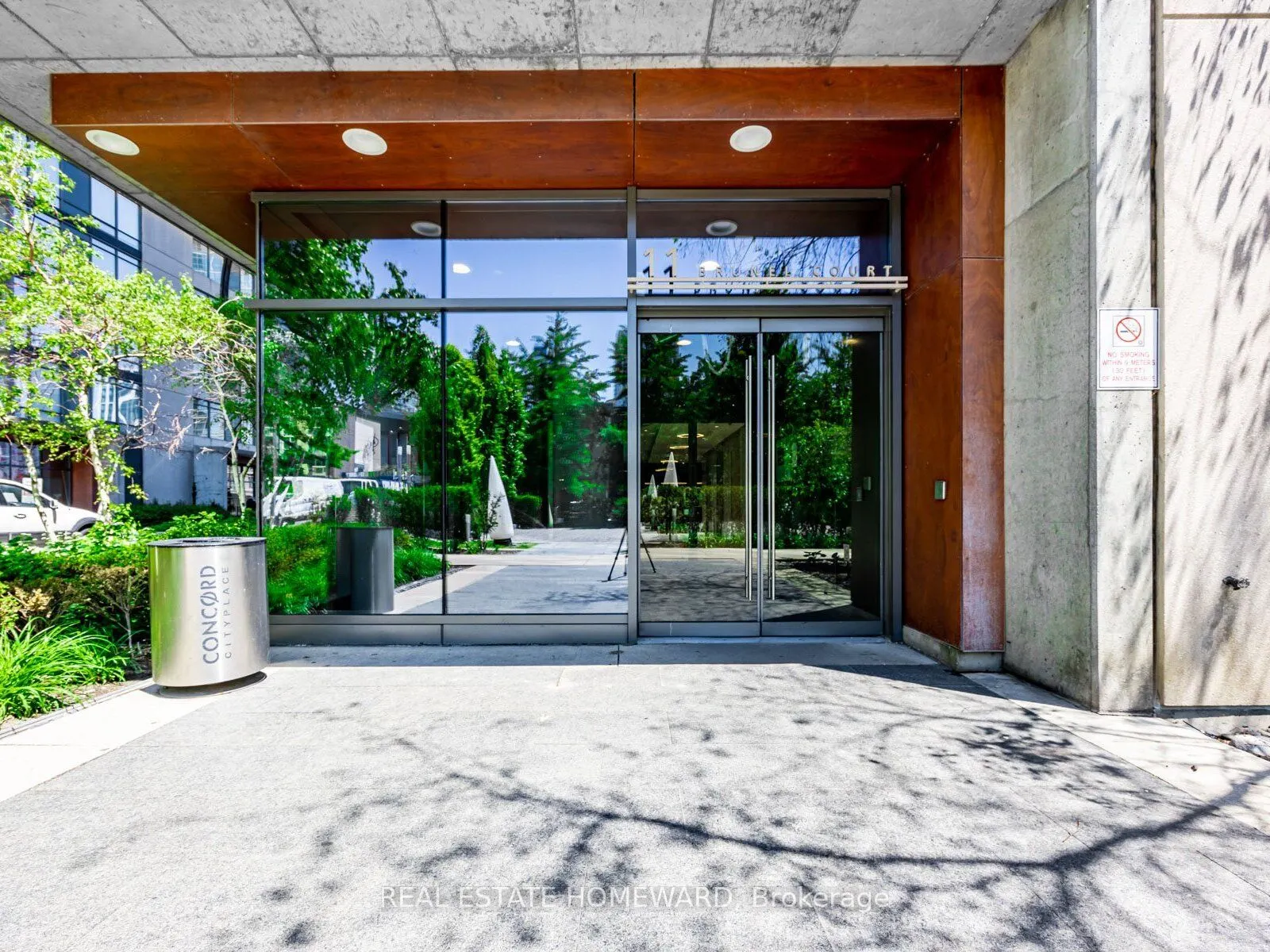 11 Brunel Court, #906