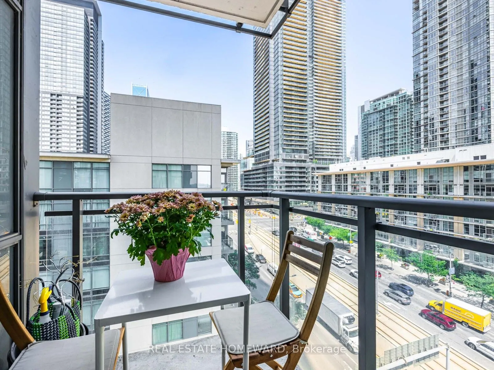 11 Brunel Court, #906