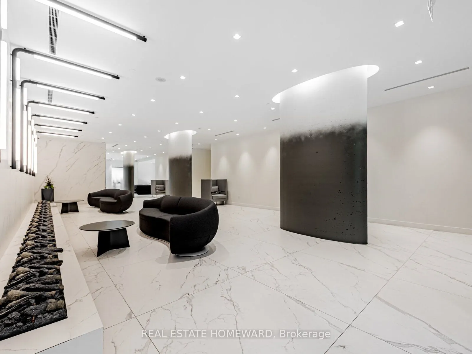 11 Brunel Court, #906
