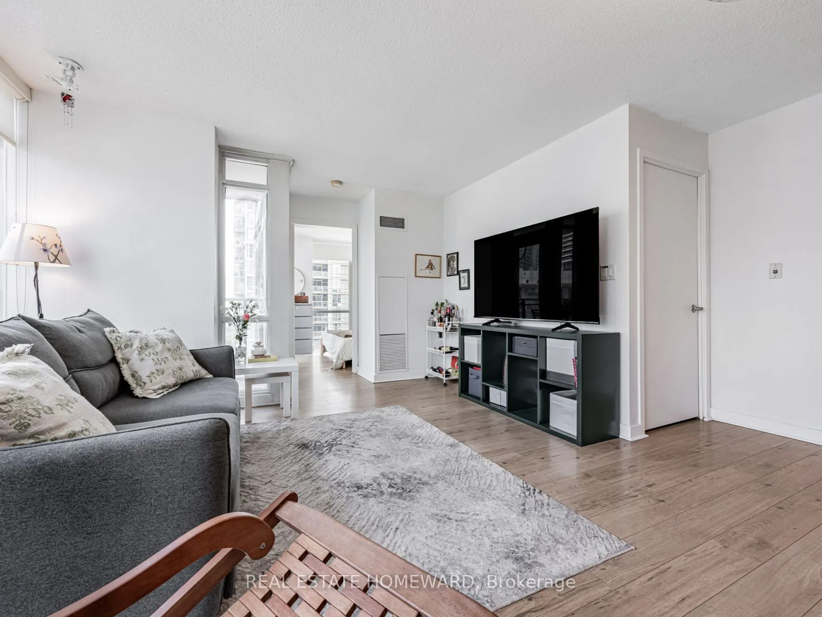 11 Brunel Court, #906