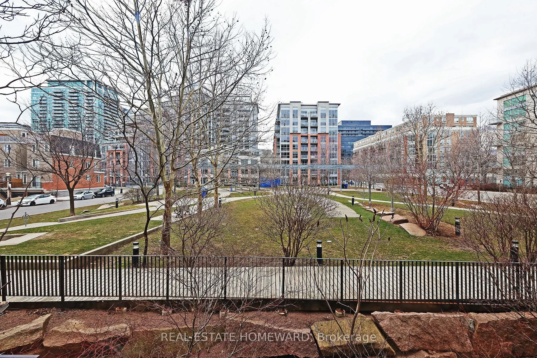 915 King Street W, #205