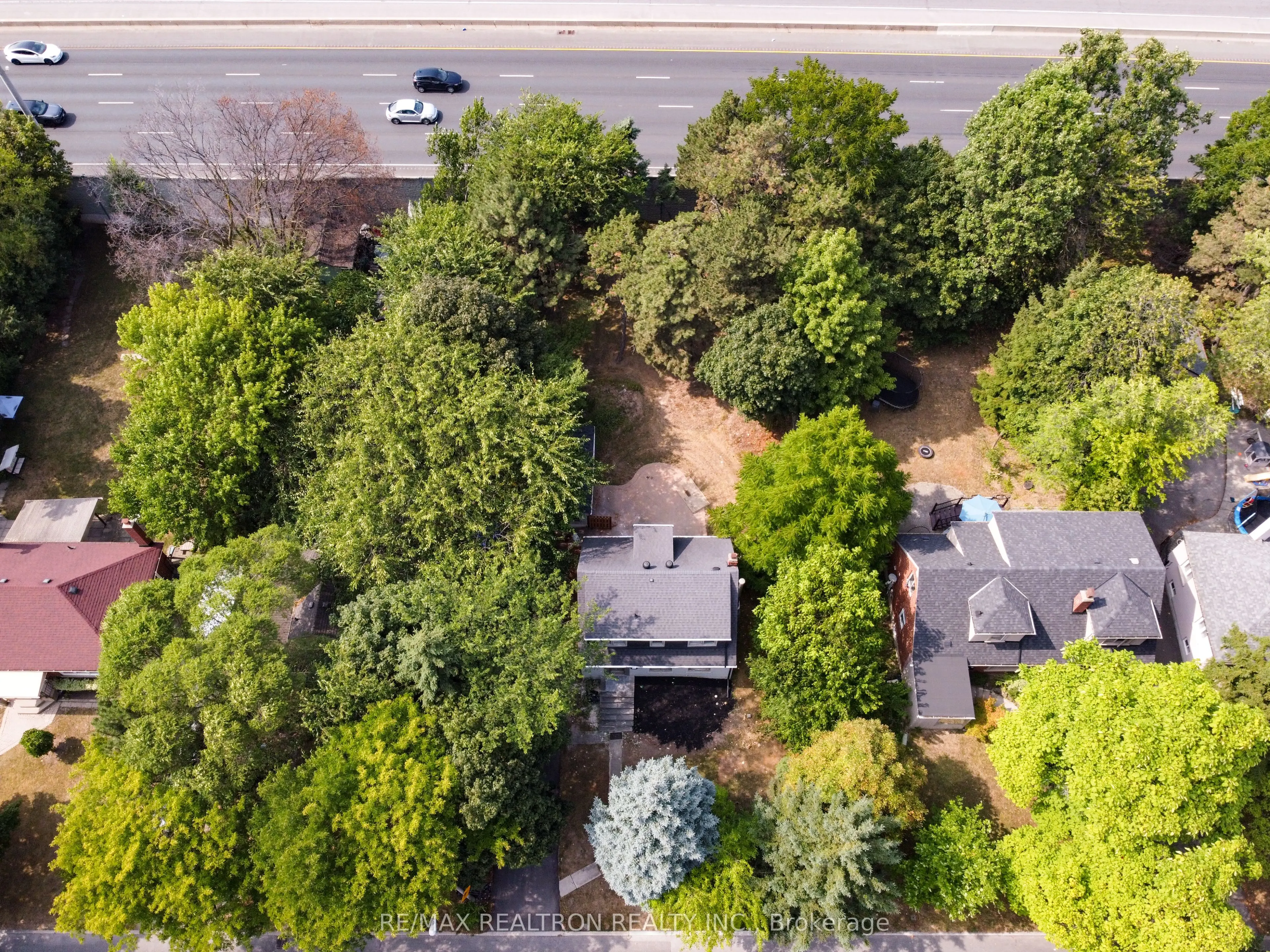 150 Upper Canada Drive