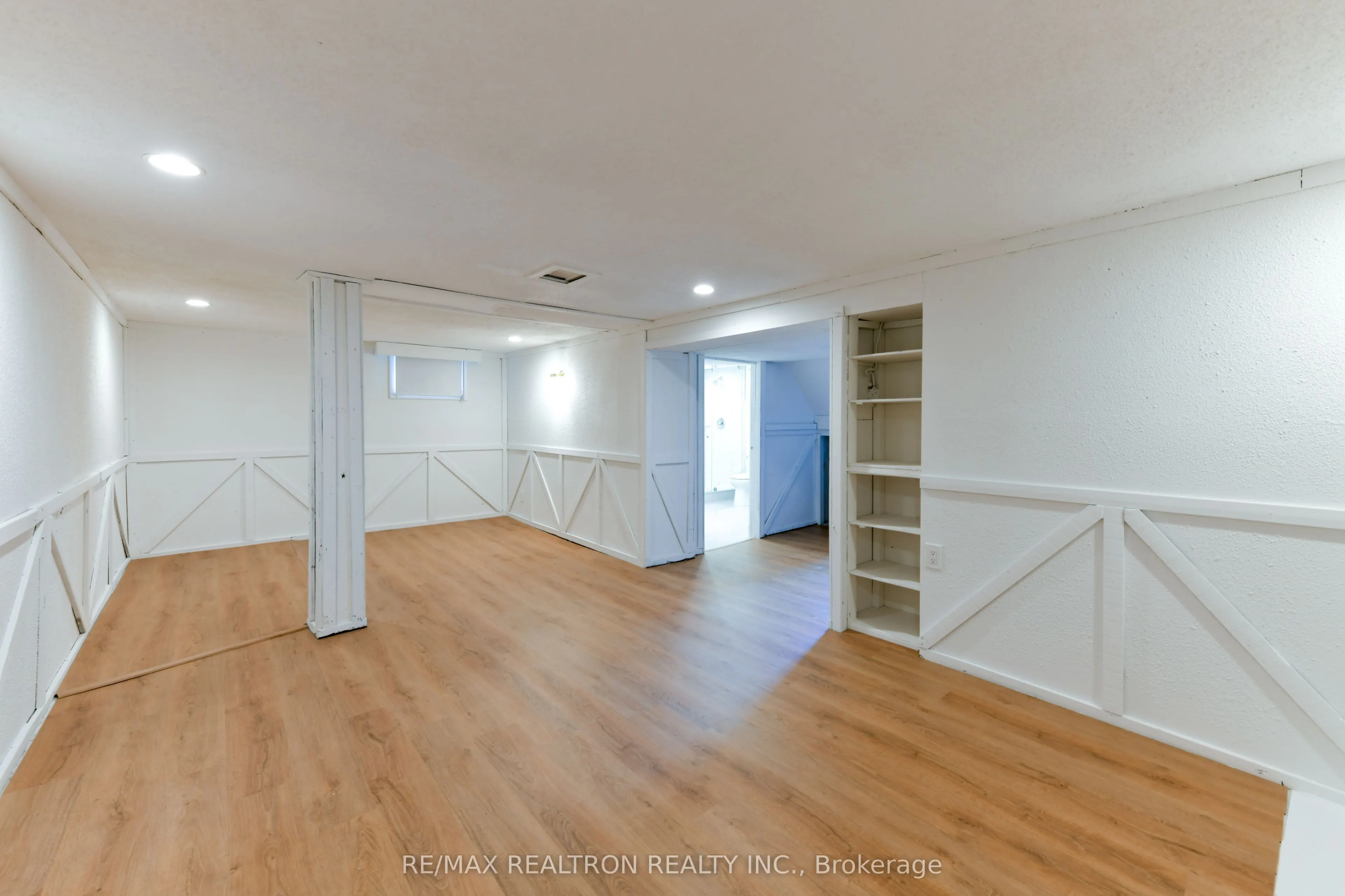 150 Upper Canada Drive