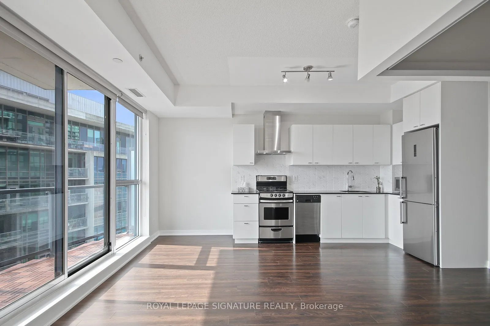 51 East Liberty Street, #1815