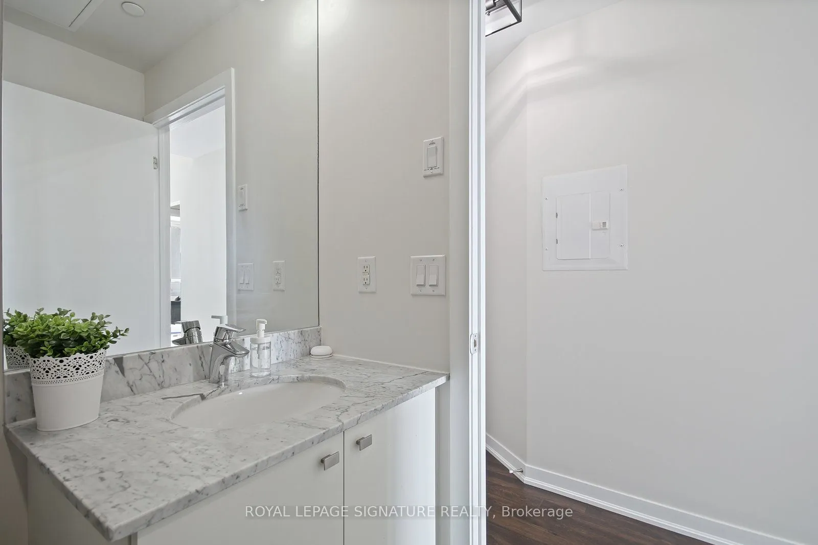51 East Liberty Street, #1815