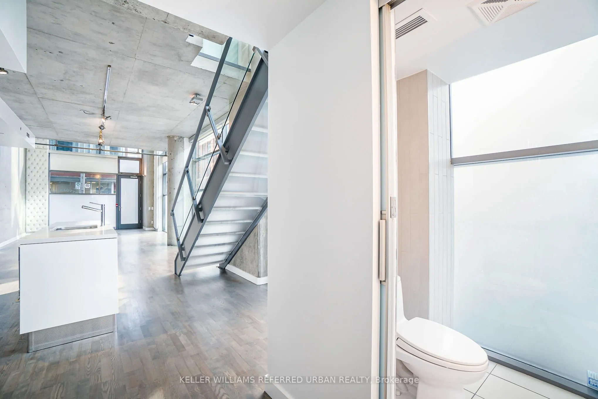 25 Oxley Street, #Th1